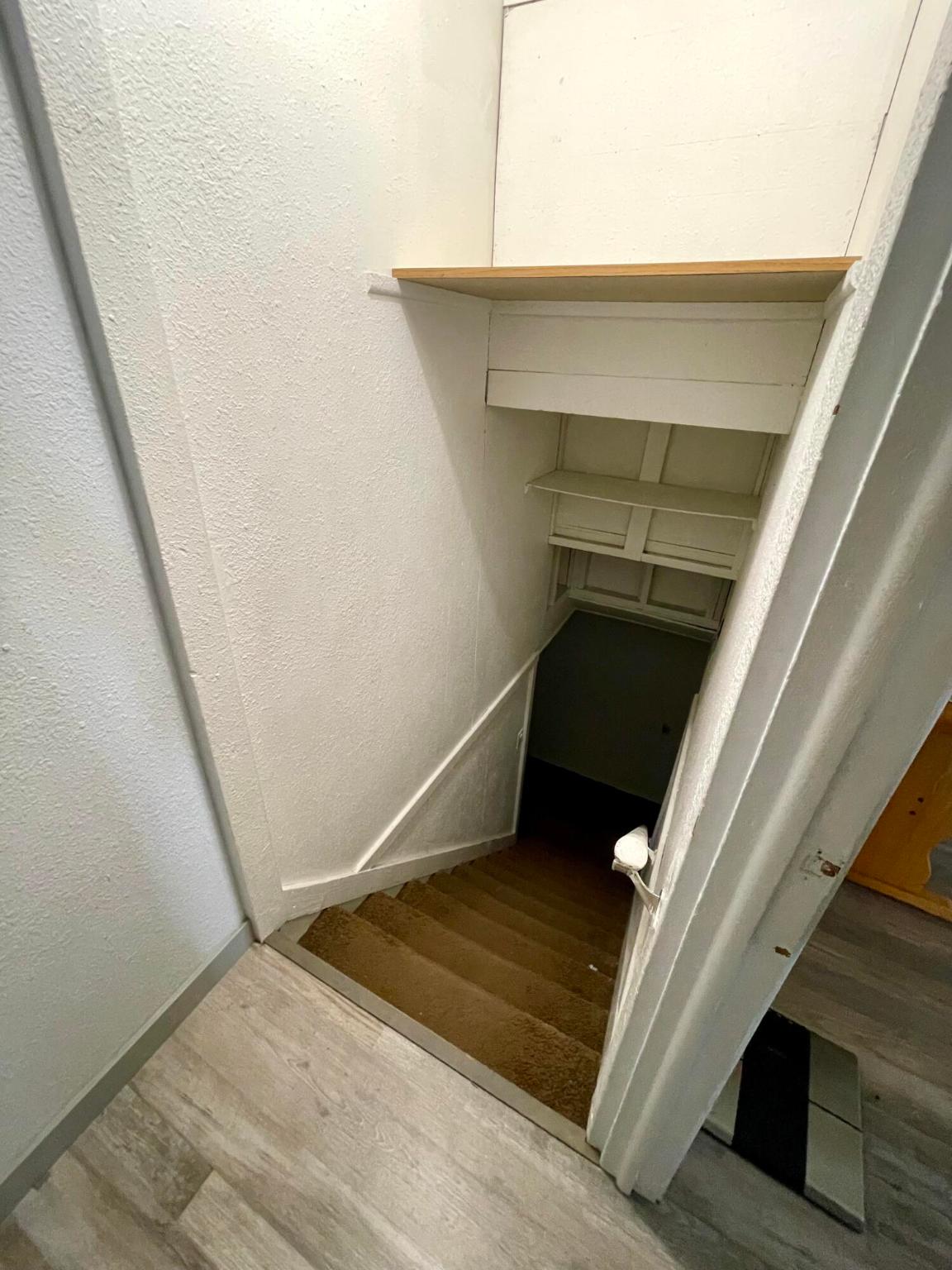 80 Sandy Hill Terrace