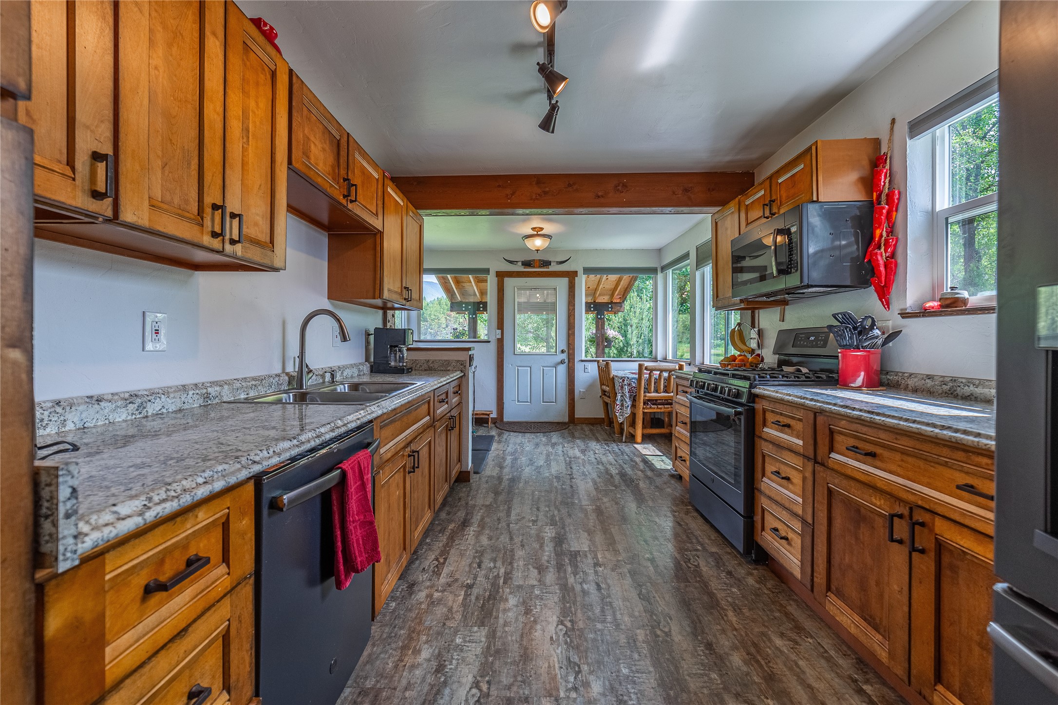 10230 & 10214 US Highway 2 E