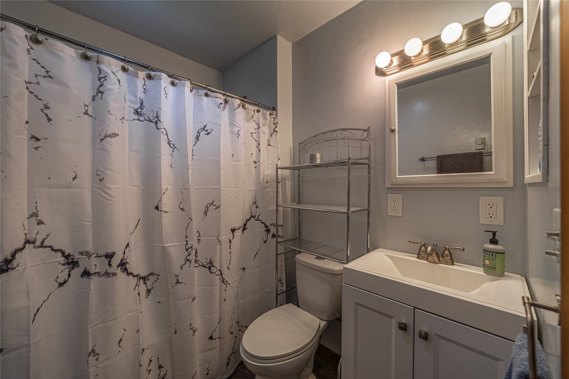 10230 & 10214 US Highway 2 E