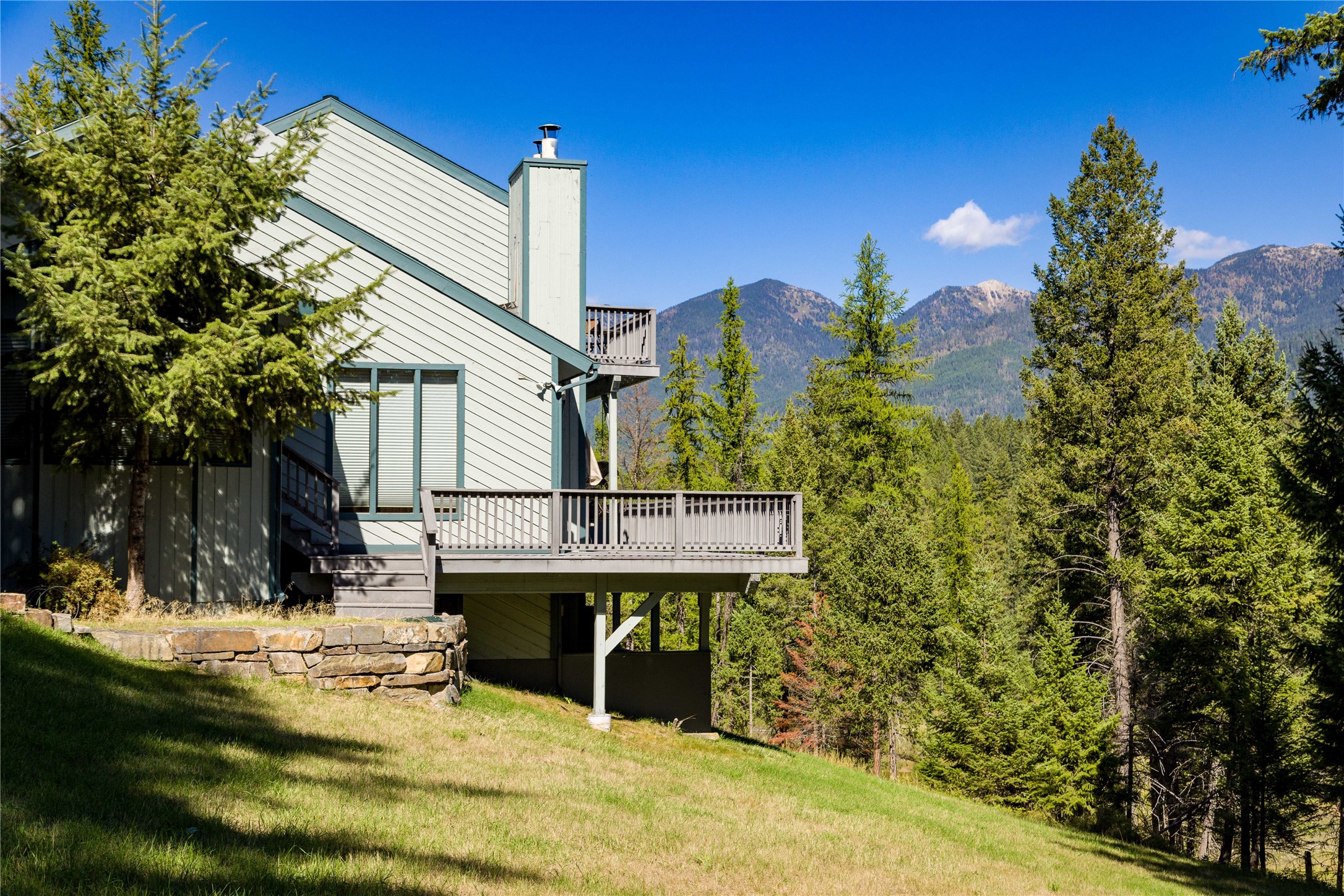 461 S Many Lakes Drive