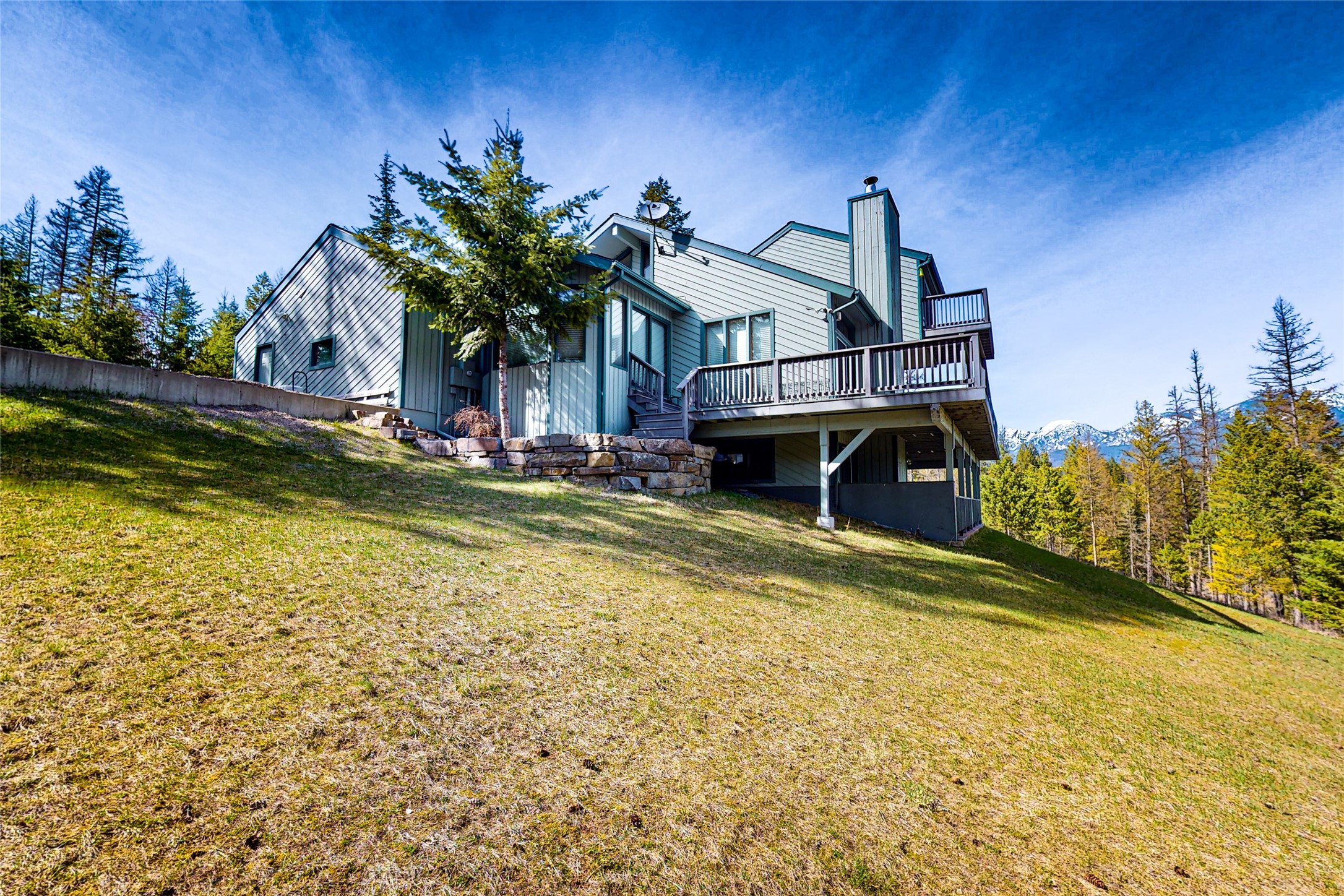 461 S Many Lakes Drive