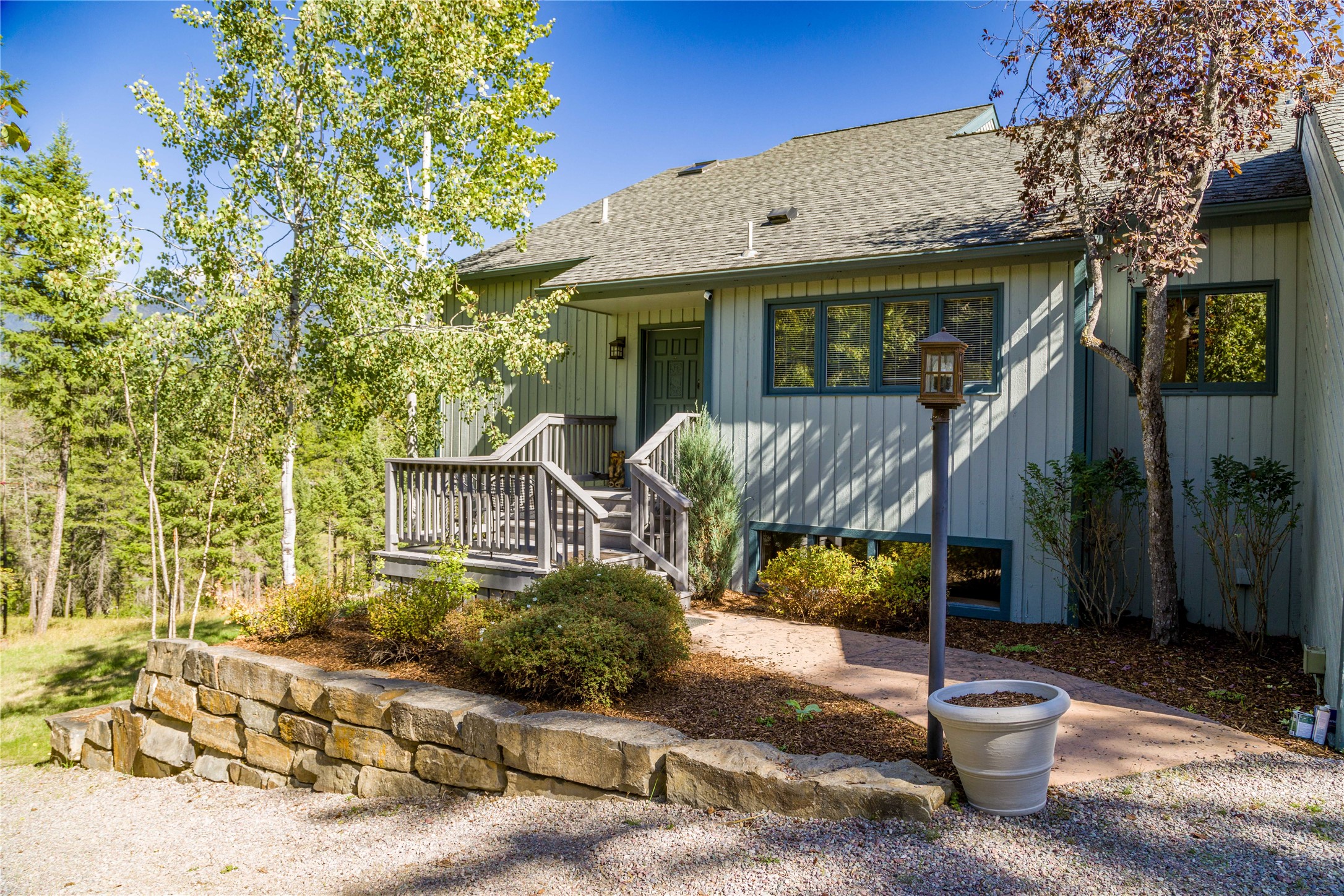 461 S Many Lakes Drive