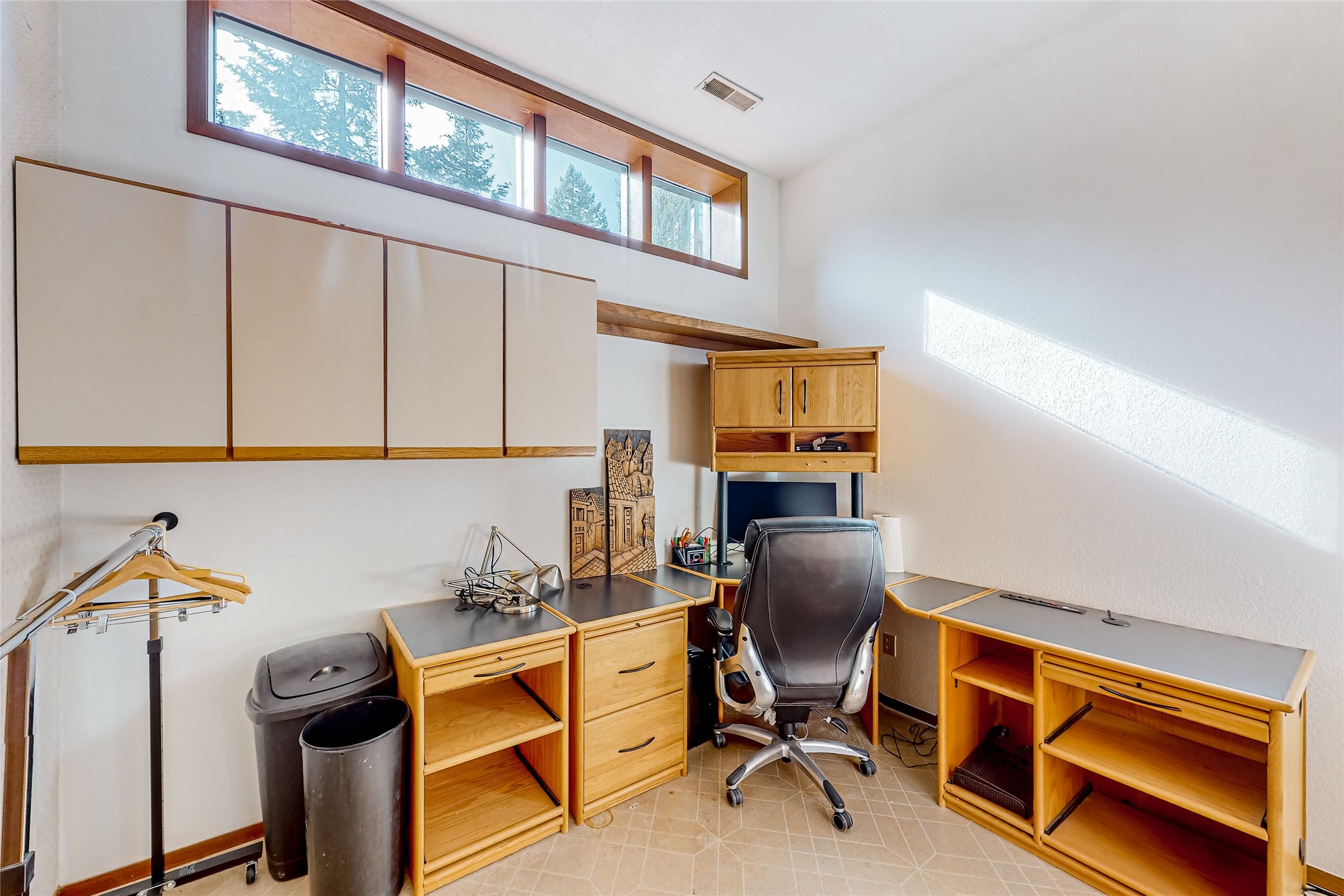 461 S Many Lakes Drive