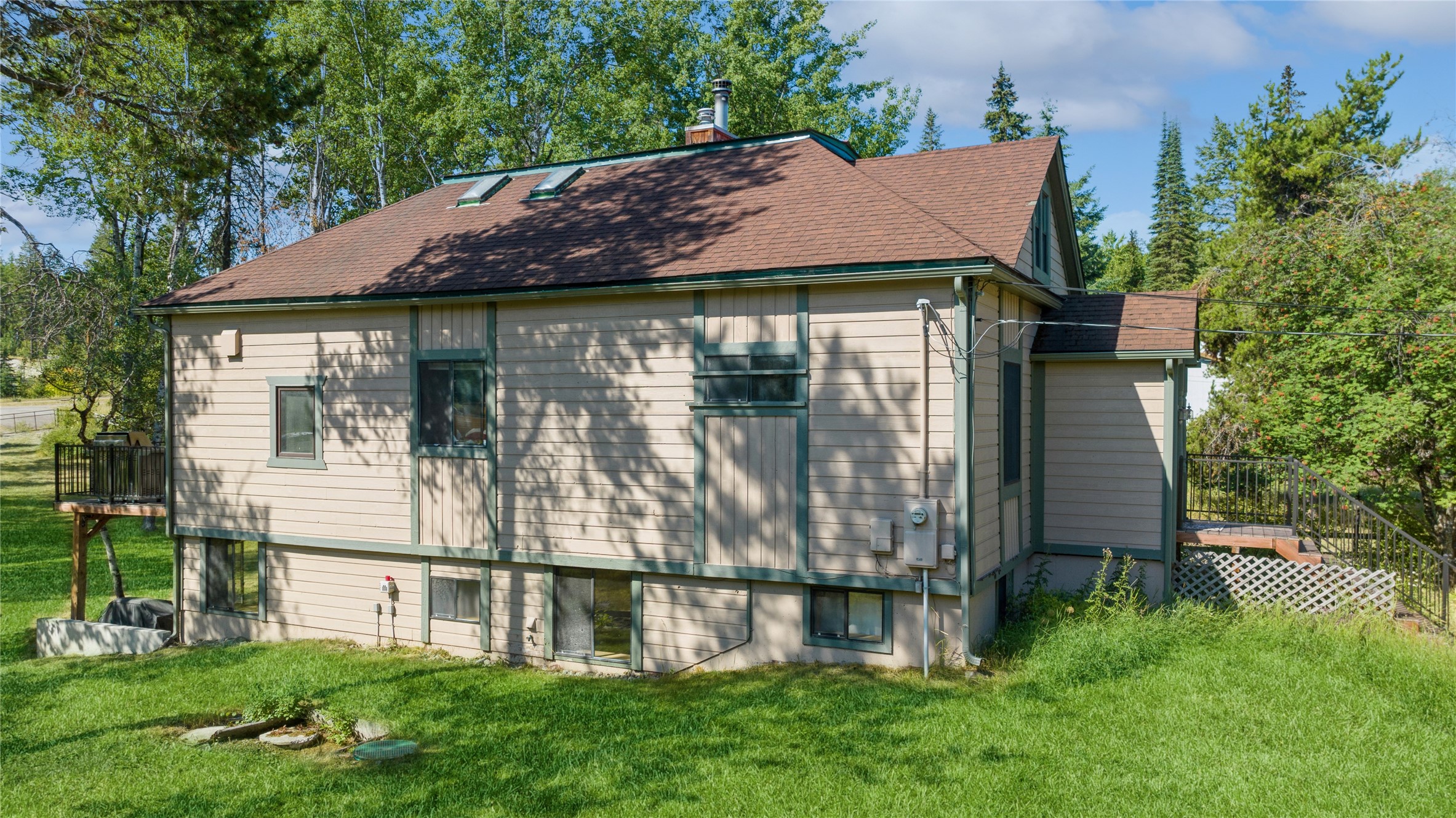 2033 Lion Mountain Road