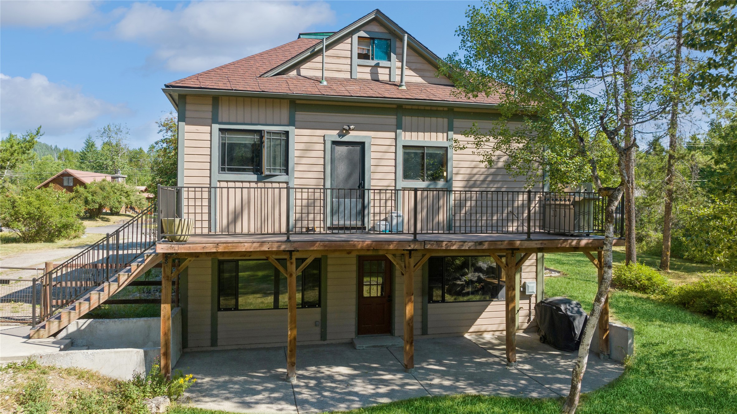 2033 Lion Mountain Road