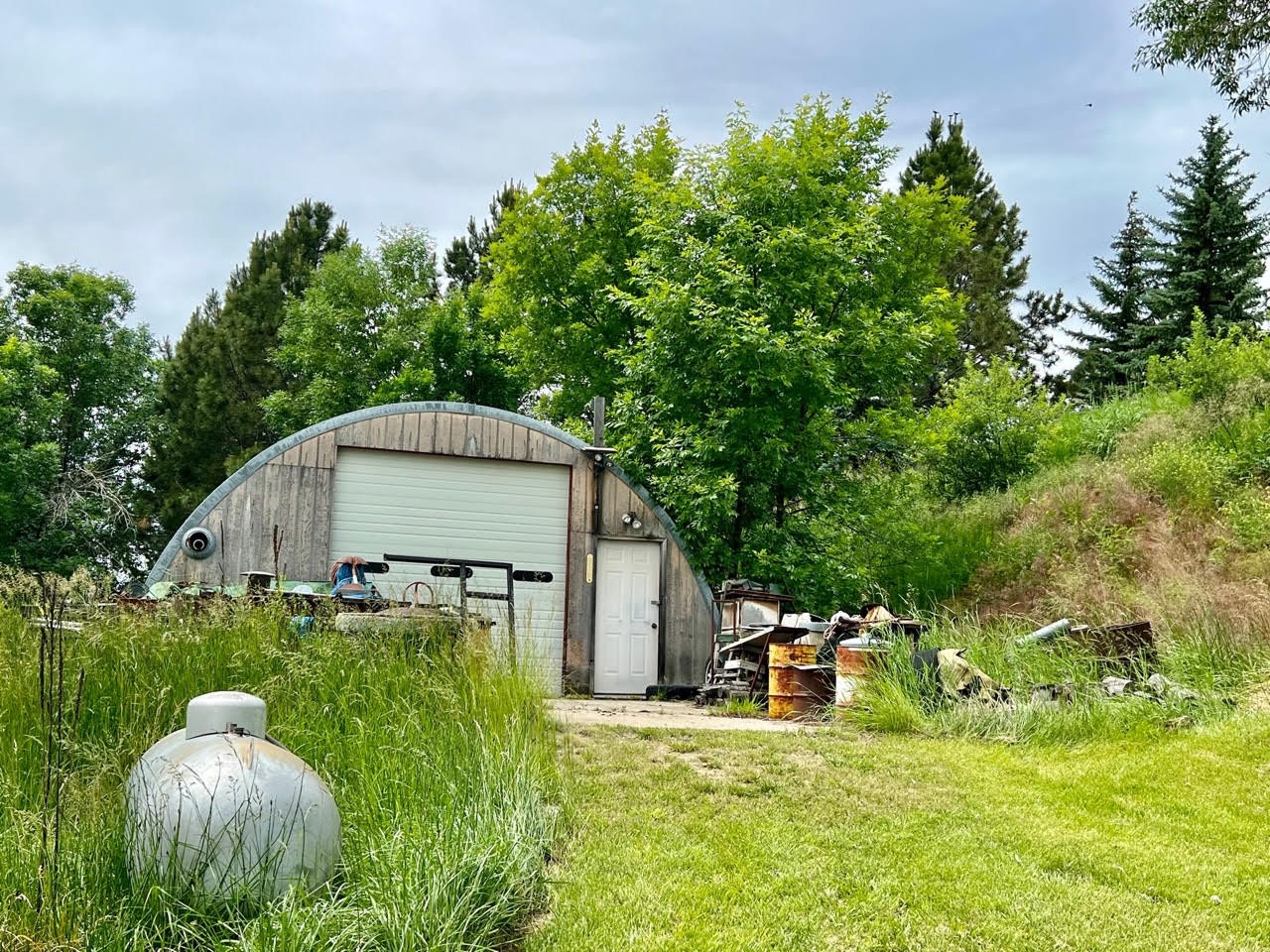 2152 & 2126 Old Us Highway 91