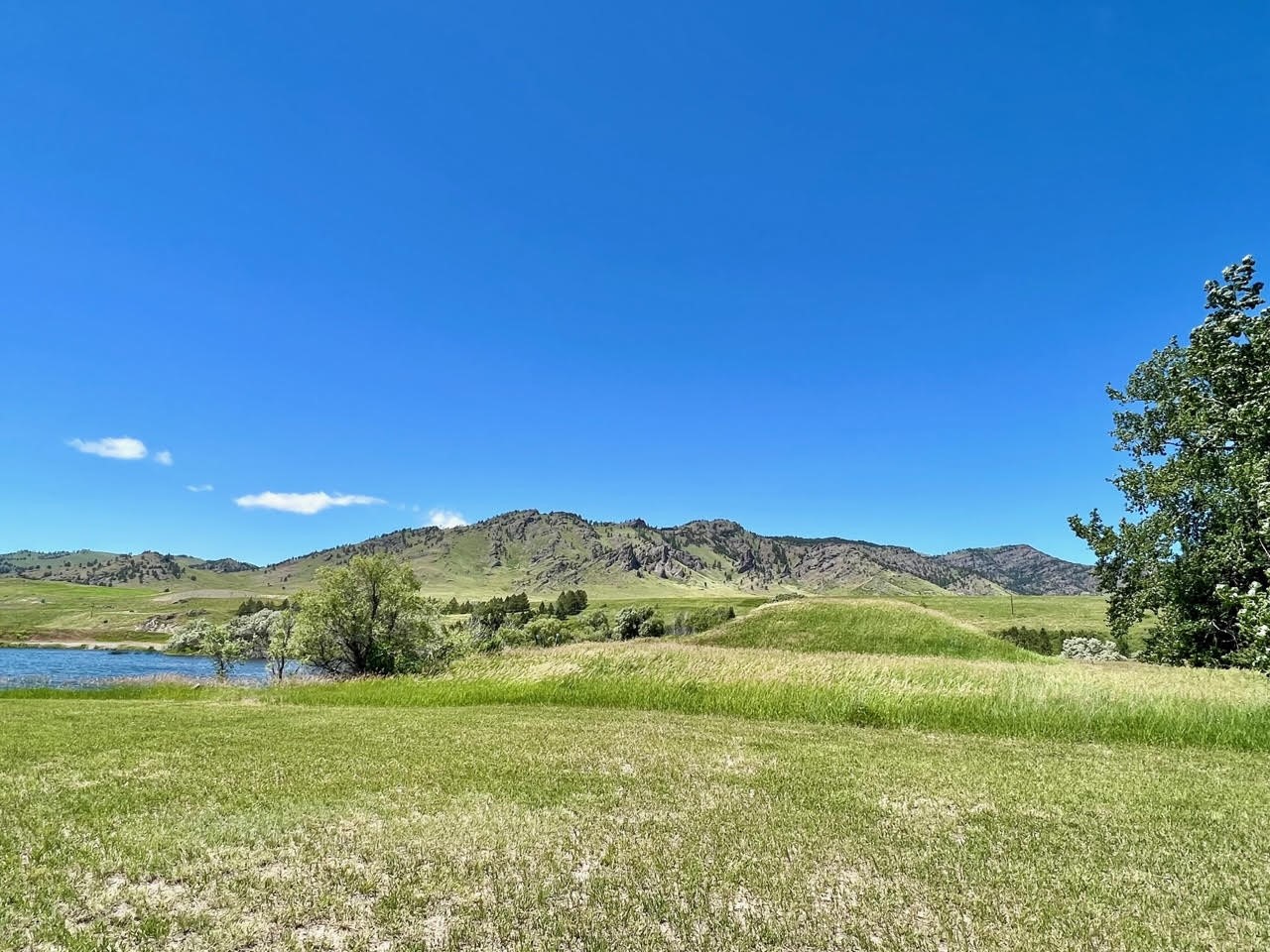 2152 & 2126 Old Us Highway 91