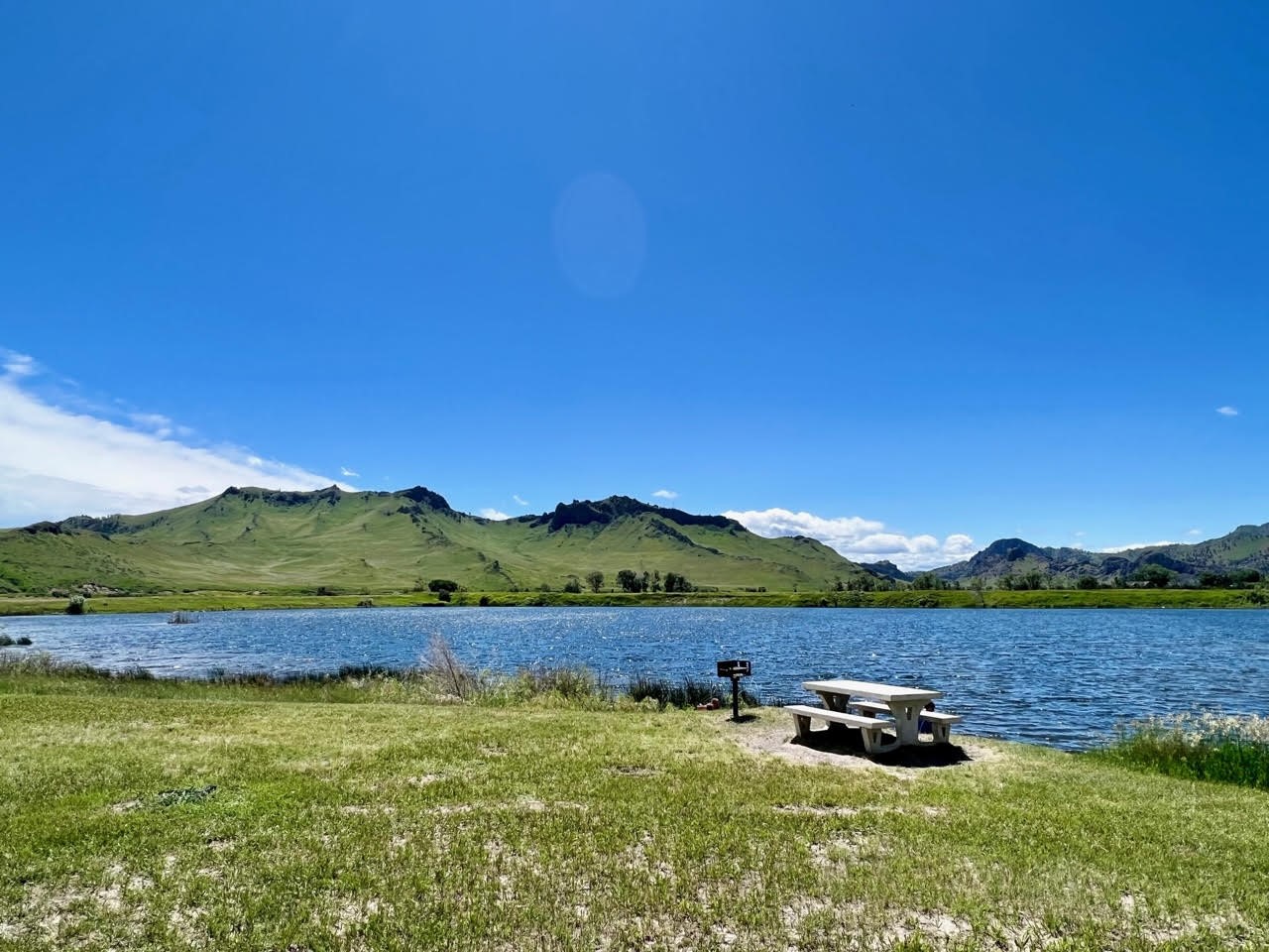 2152 & 2126 Old Us Highway 91