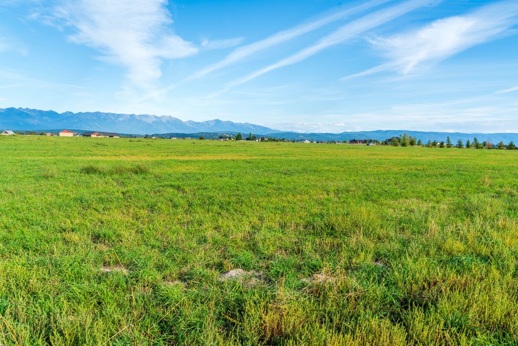 163 Flight Line Lane