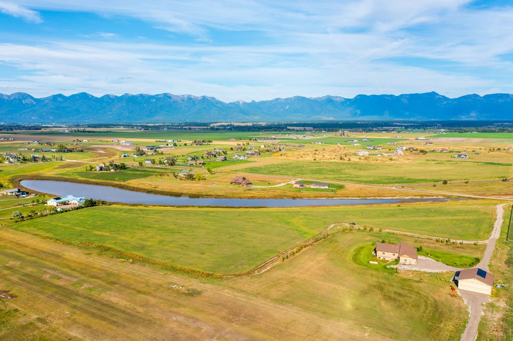 163 Flight Line Lane