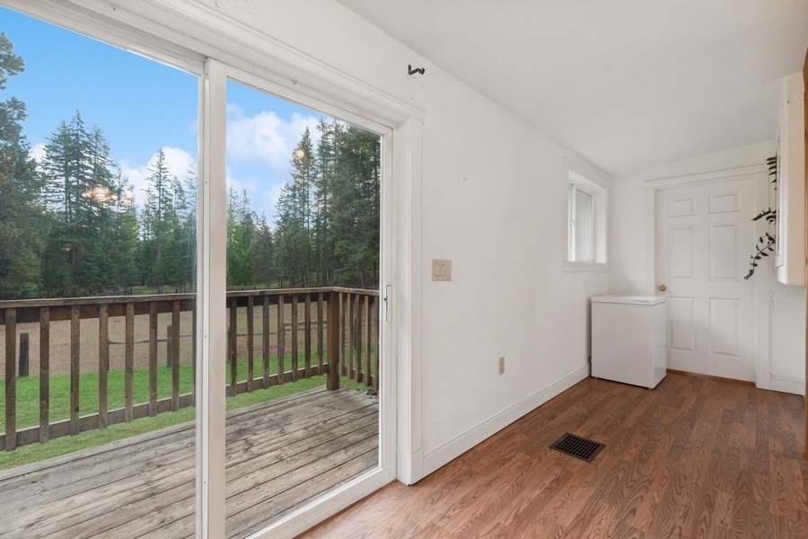 3857 MT Highway 40 W