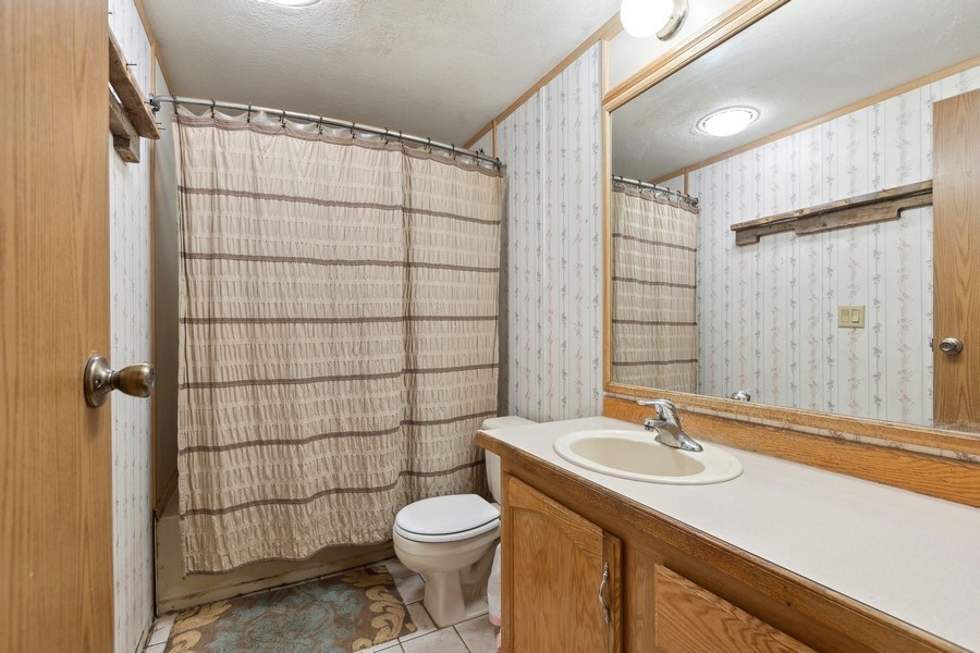 3857 MT Highway 40 W