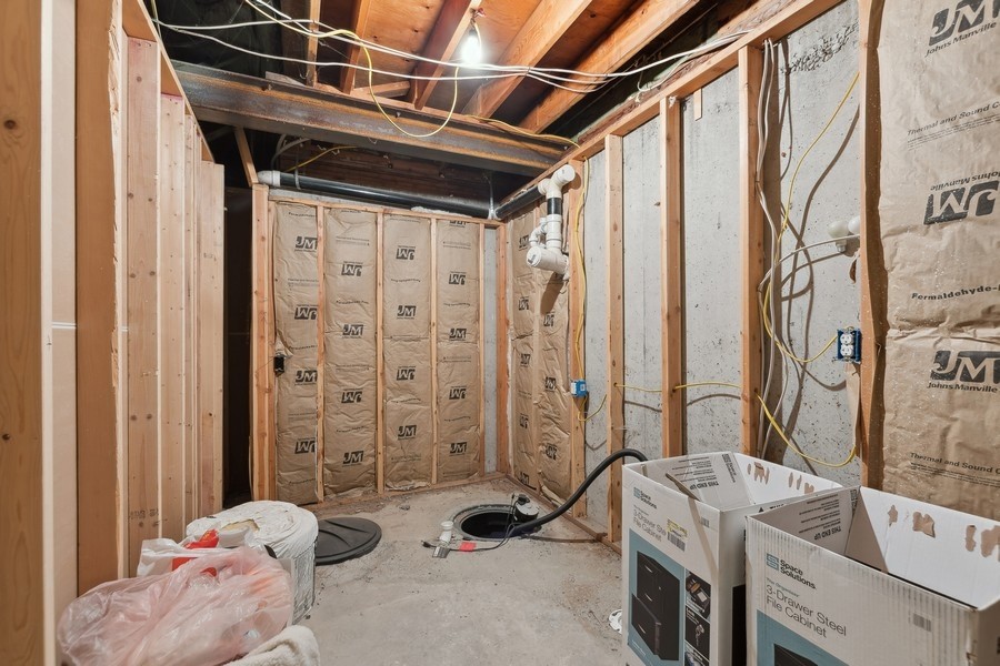 3857 MT Highway 40 W