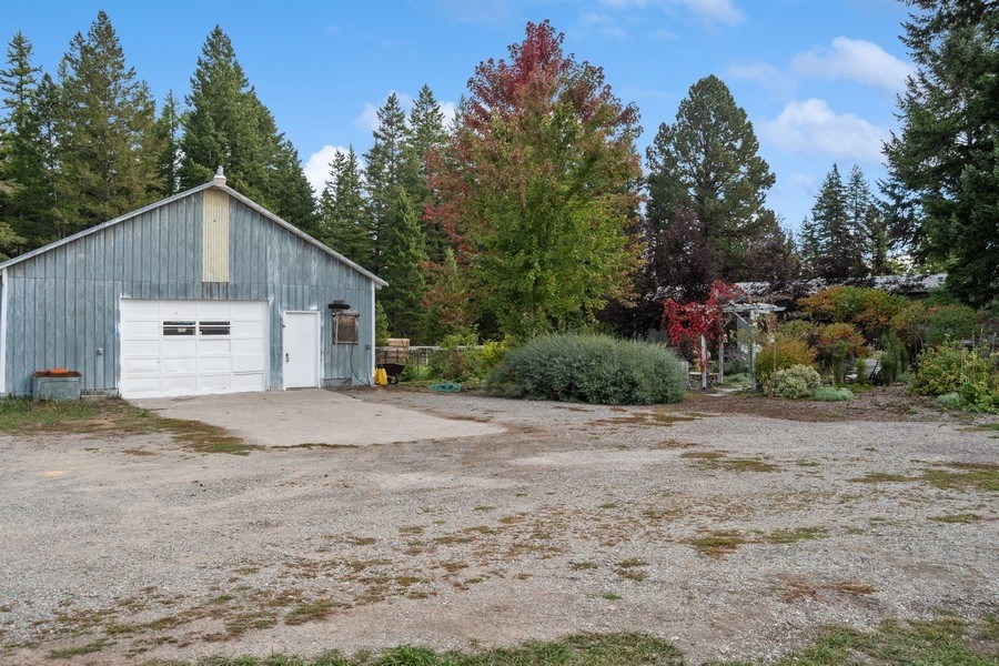 3857 MT Highway 40 W