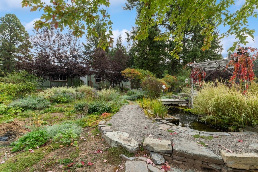 3857 MT Highway 40 W