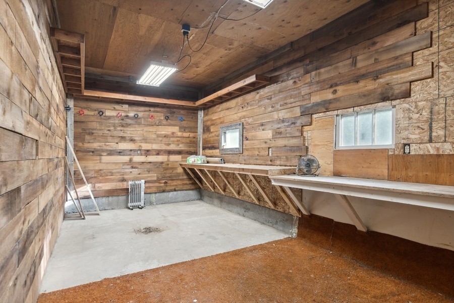 3857 MT Highway 40 W