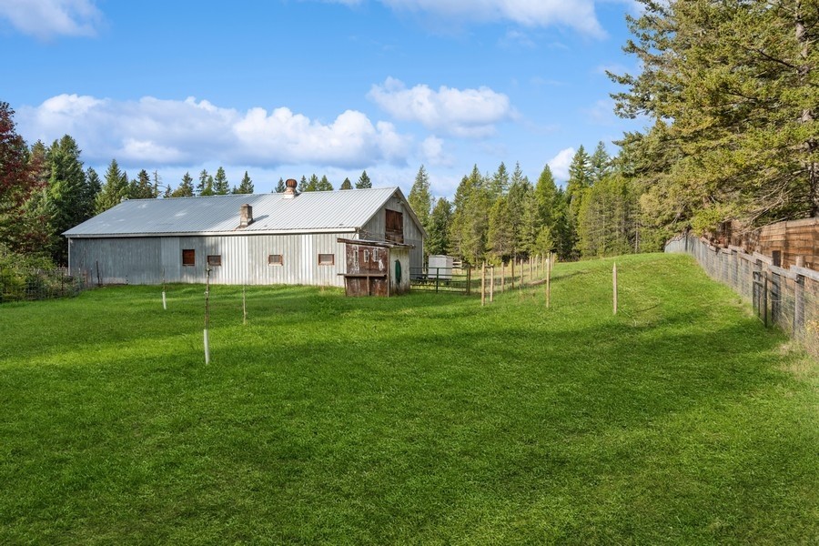 3857 MT Highway 40 W