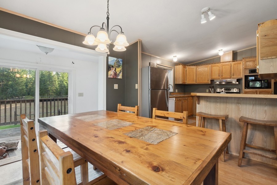 3857 MT Highway 40 W