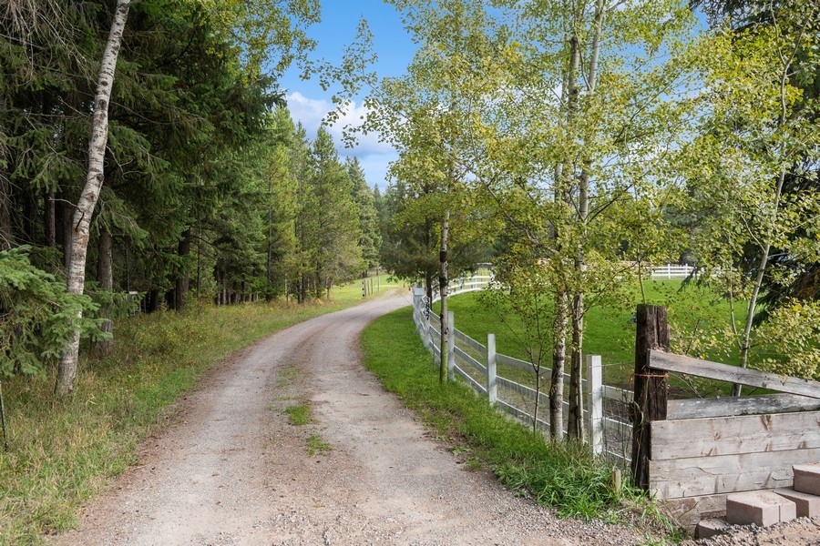 3857 MT Highway 40 W