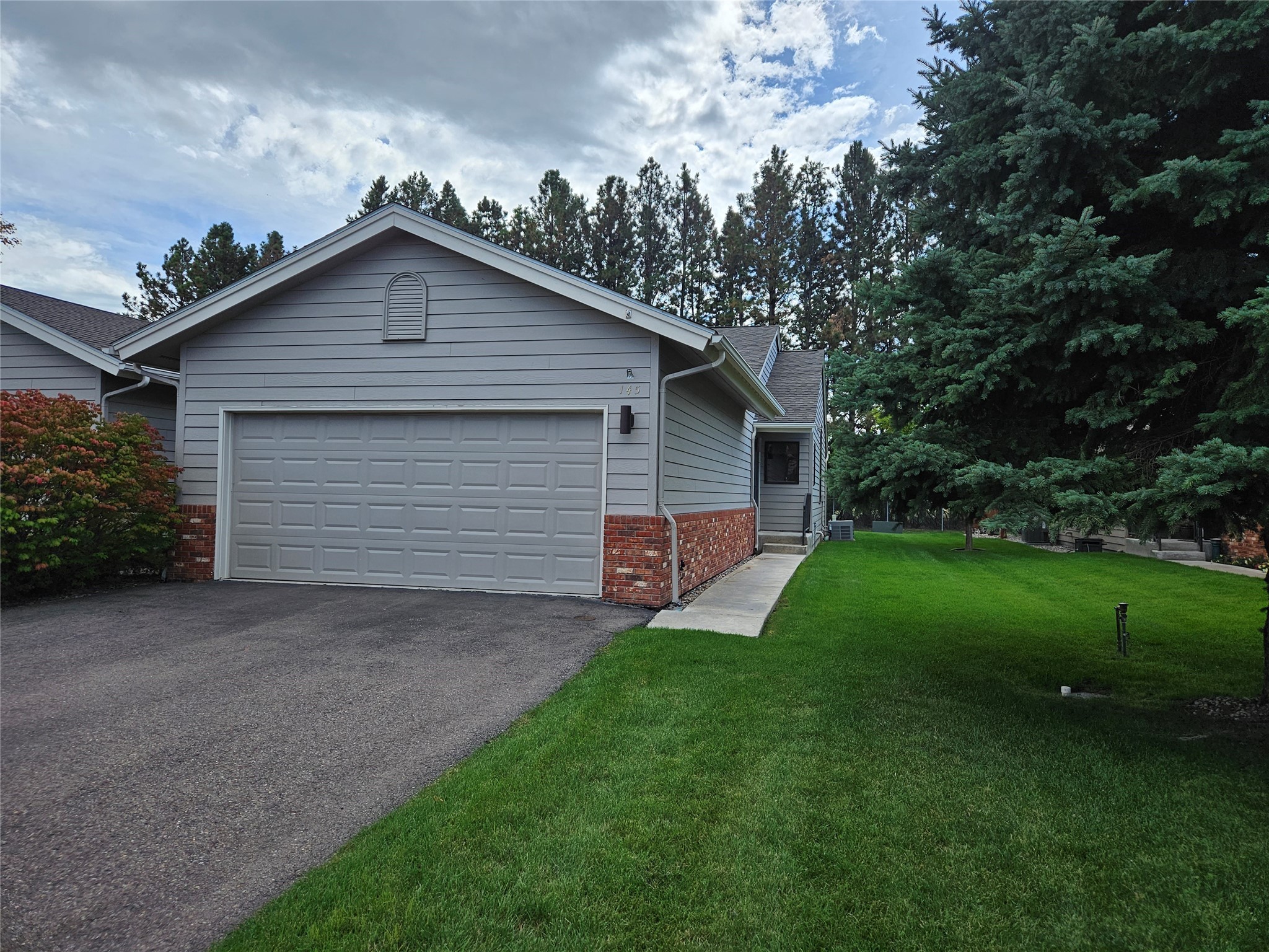 145 Fairway Boulevard