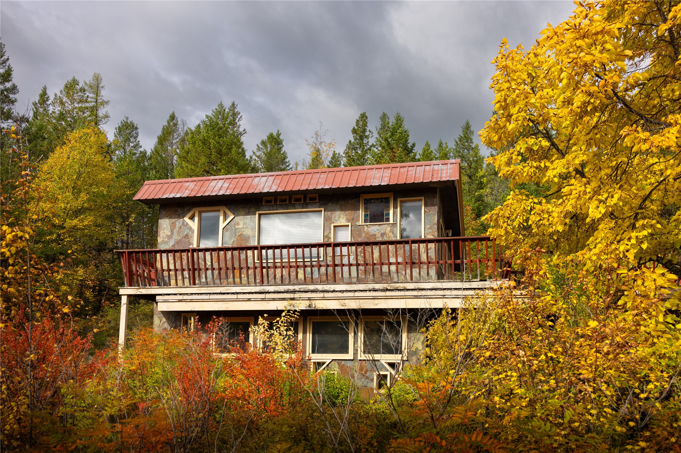 2400 Therriault Pass Road Unit: 230.179 Acres