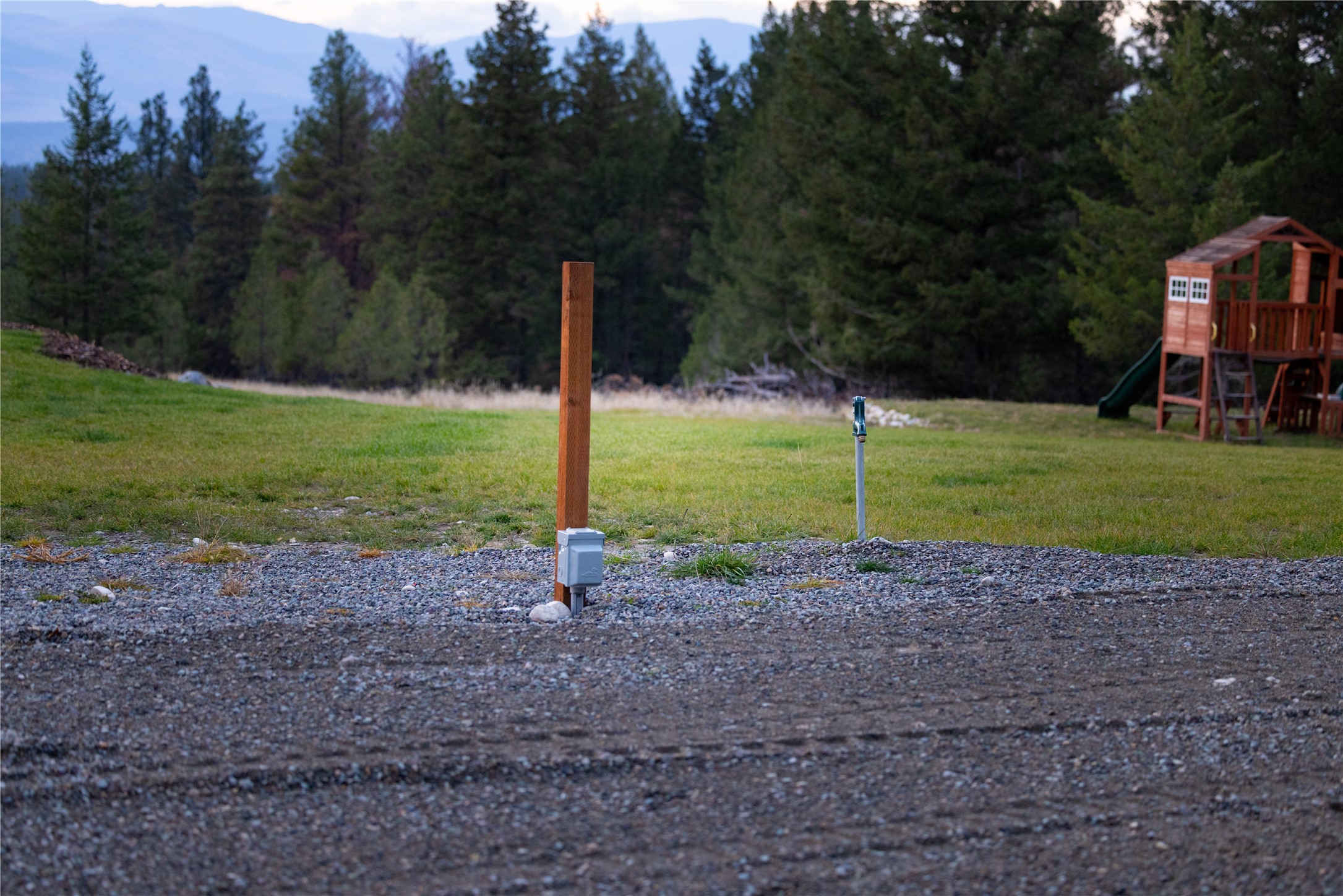 223/233 Happy Hollow