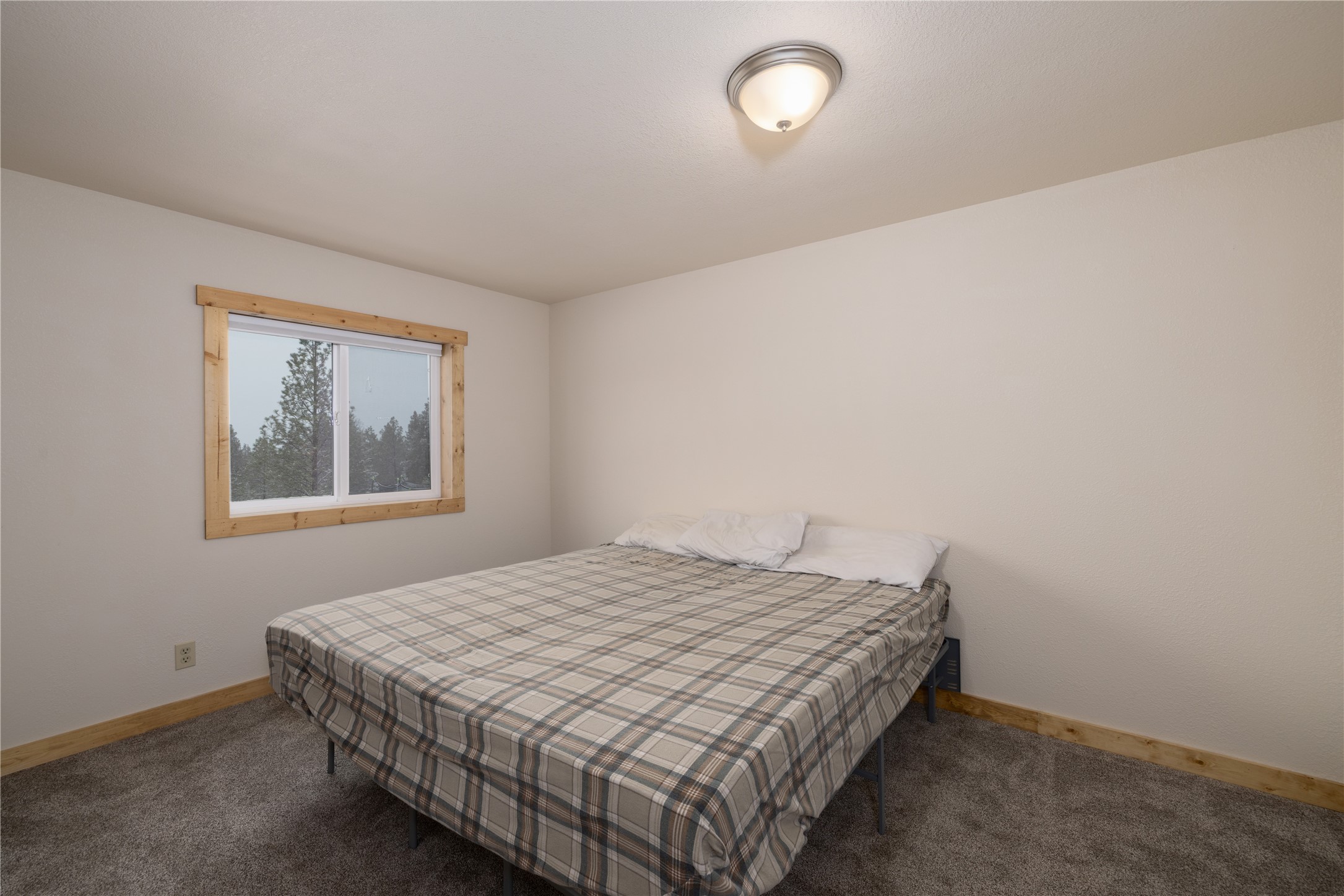 223/233 Happy Hollow