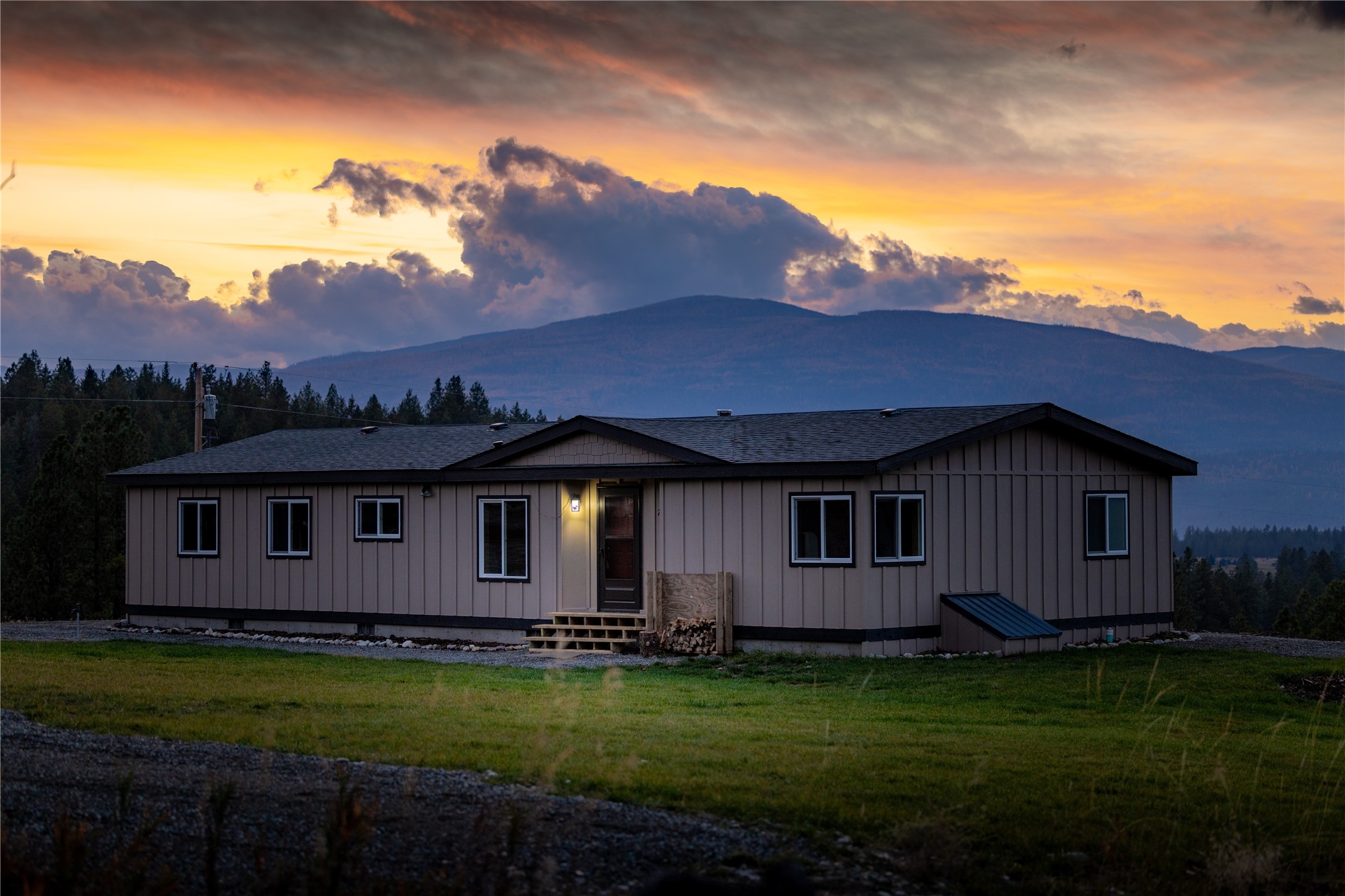 223/233 Happy Hollow