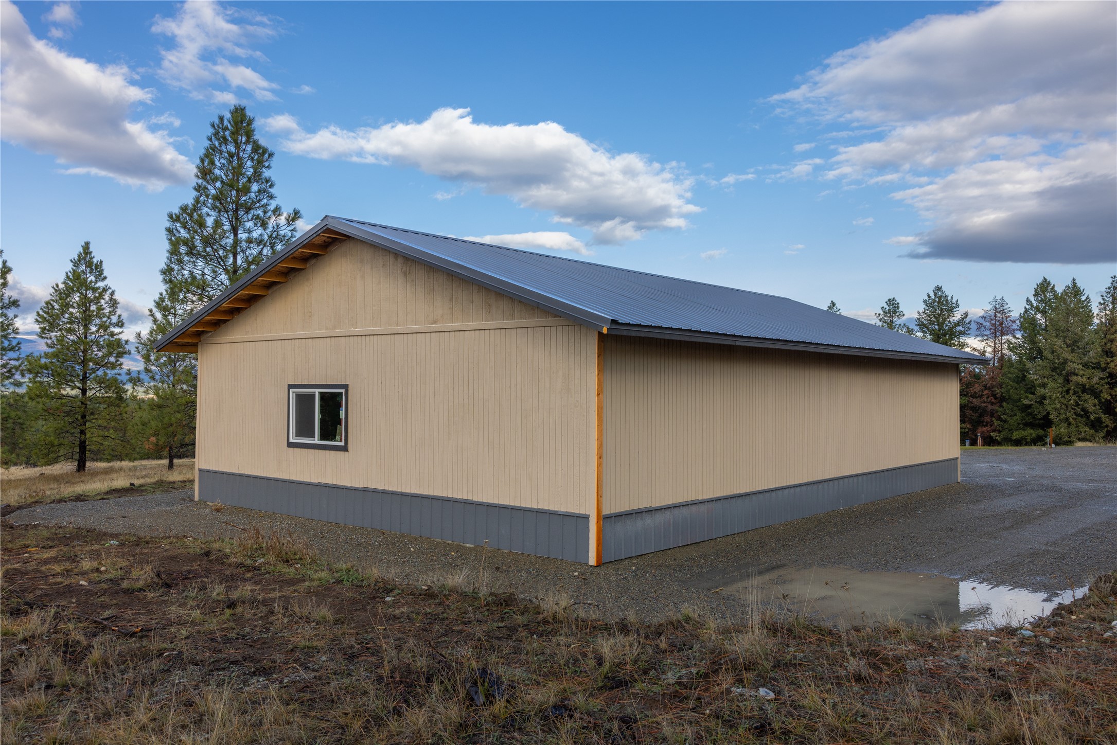 223/233 Happy Hollow