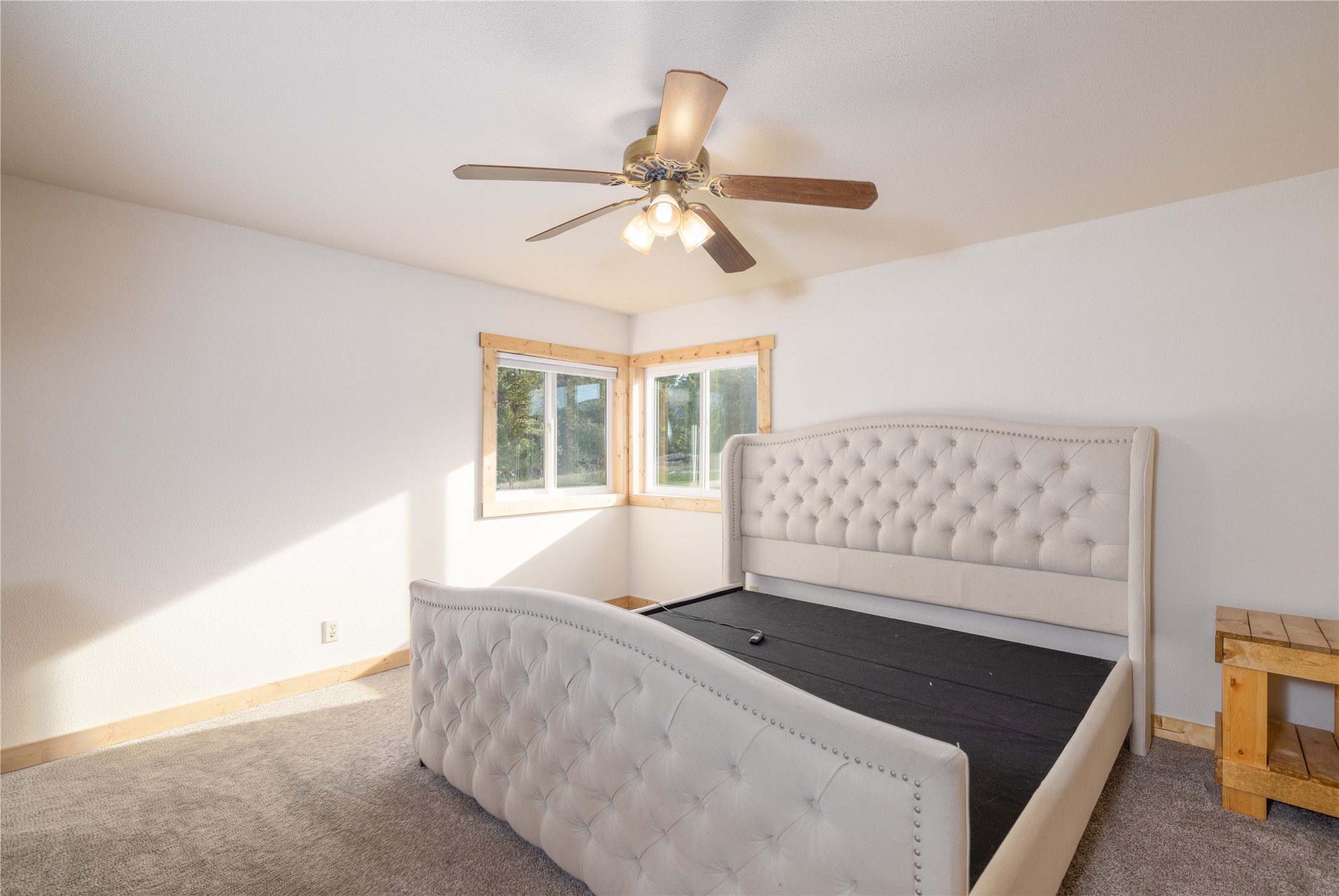 223/233 Happy Hollow