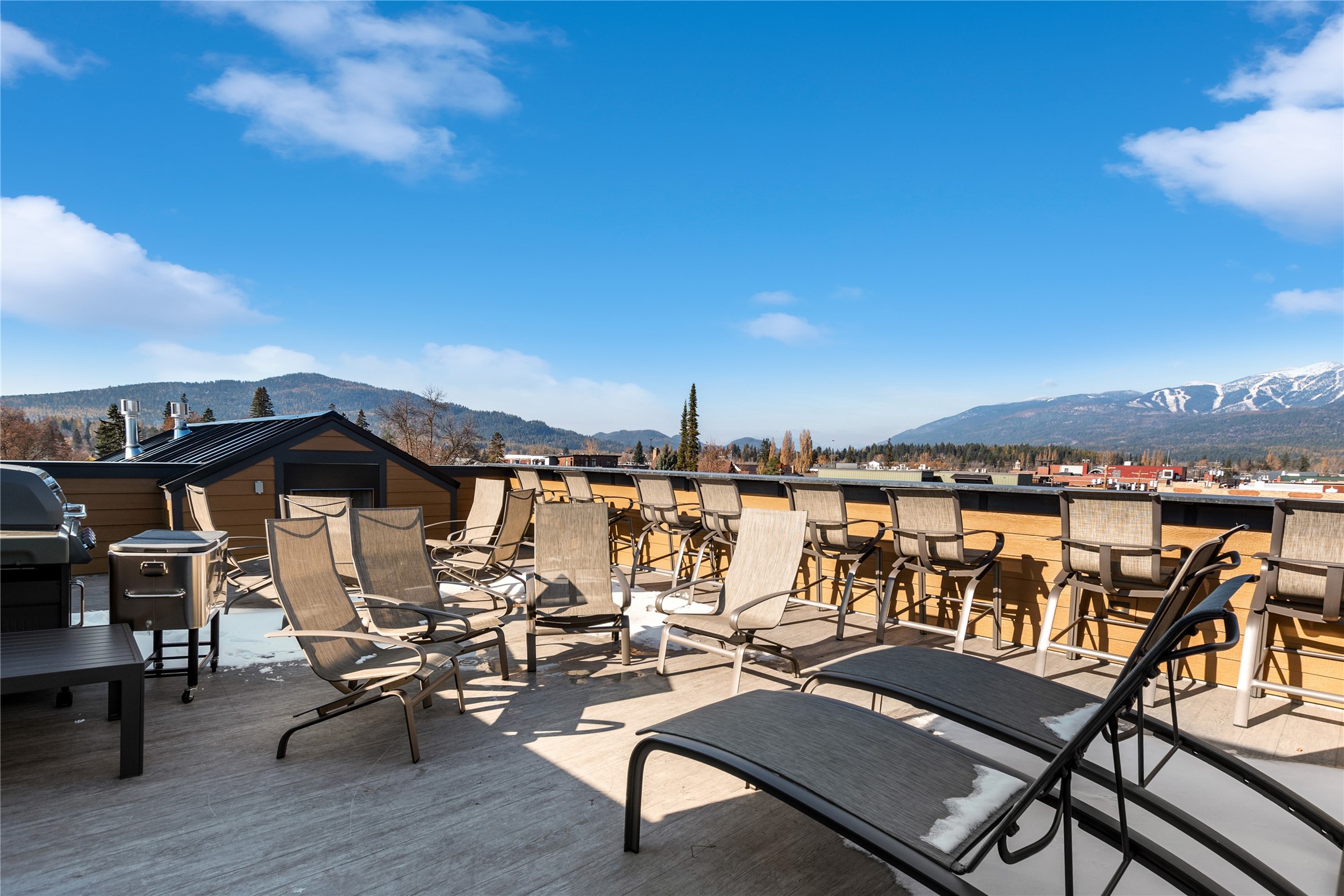 334 Central Avenue Unit: 303