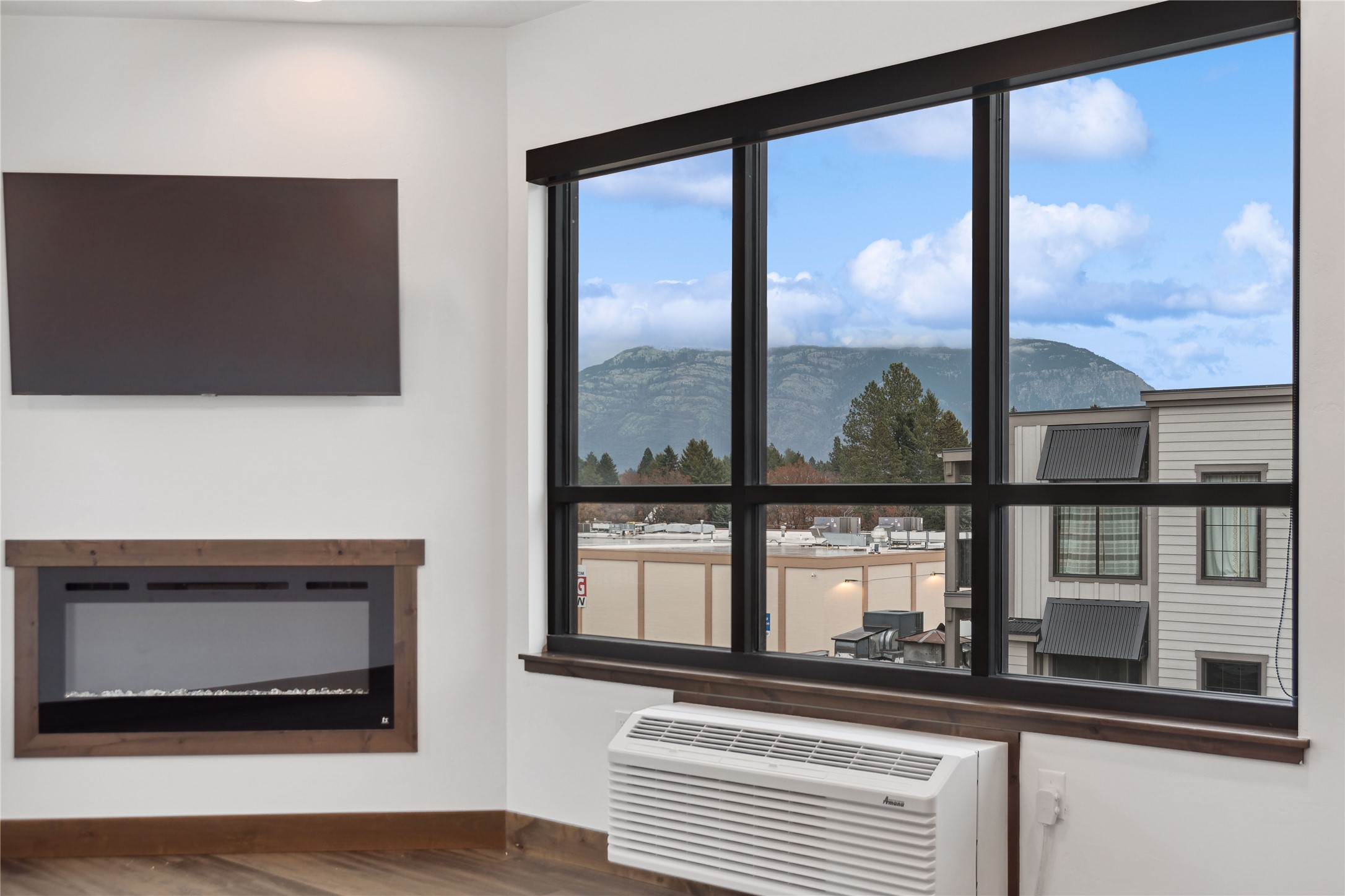 540 Nucleus Avenue 302