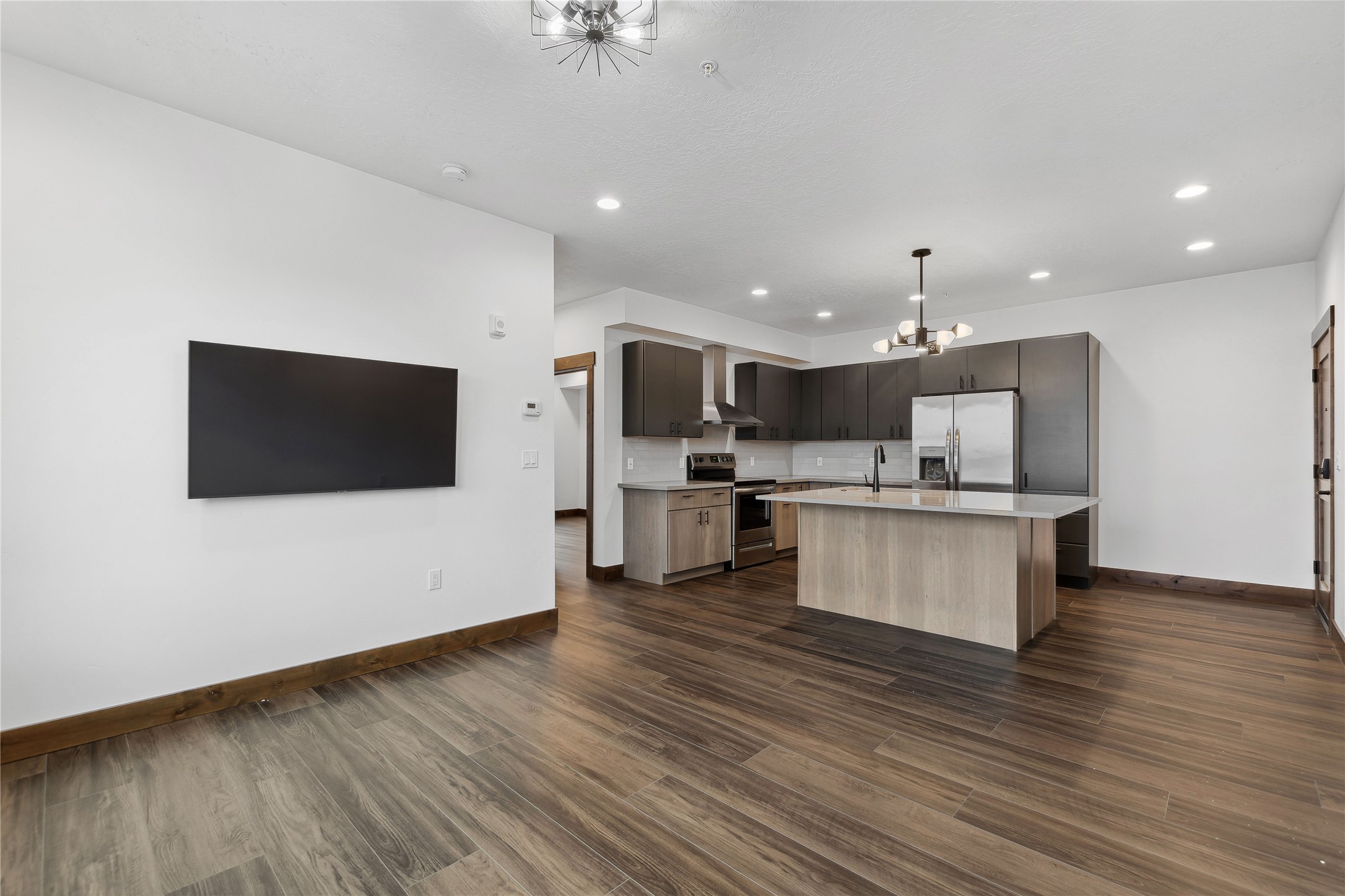 540 Nucleus Avenue 302