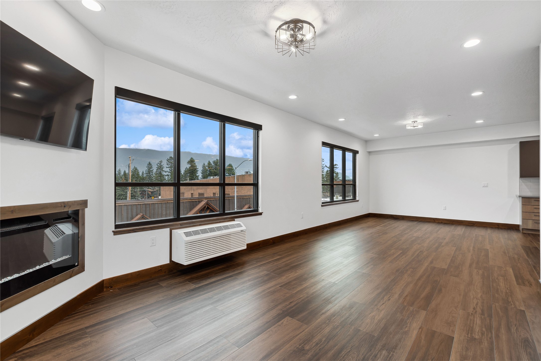 540 Nucleus Avenue 302