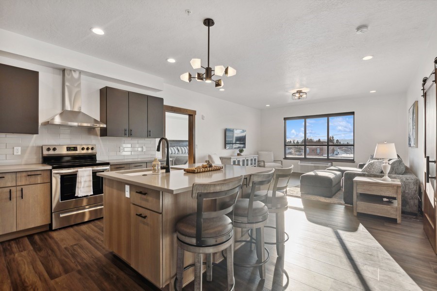 540 Nucleus Avenue 304