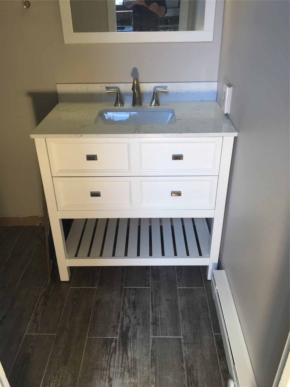 107 6th Street W Unit: 4