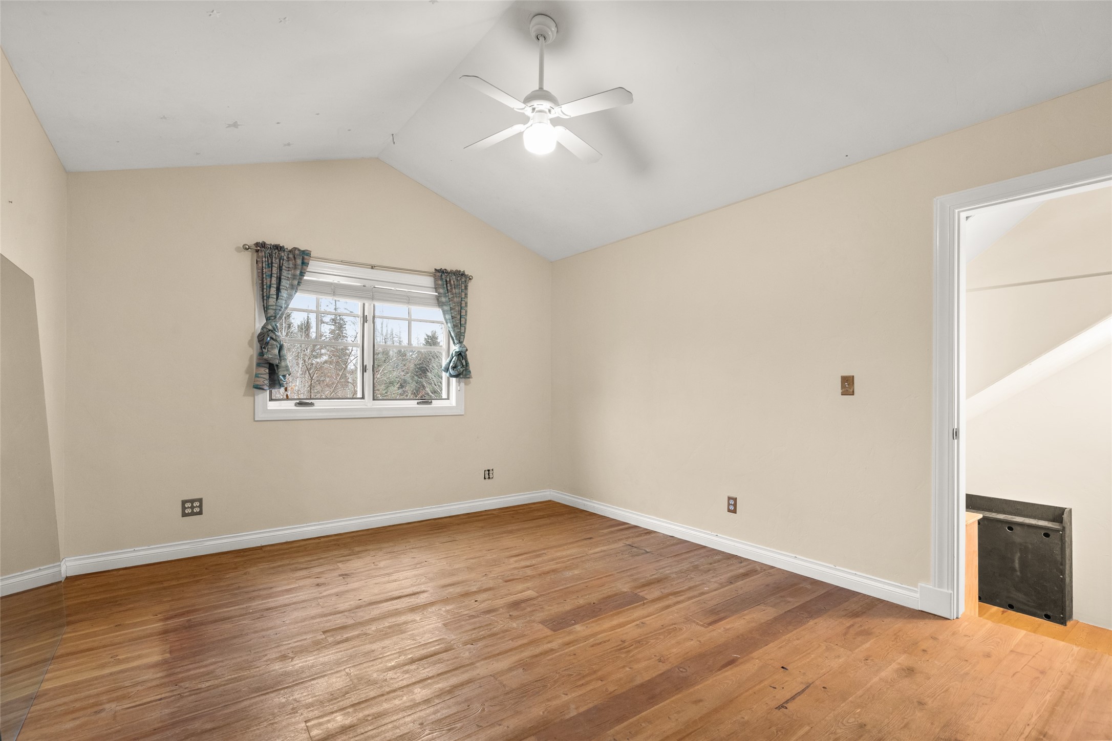 1023 Creek View Drive