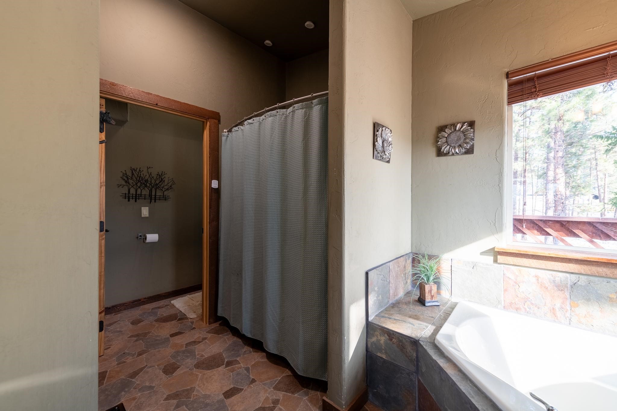 101 Delta View Drive