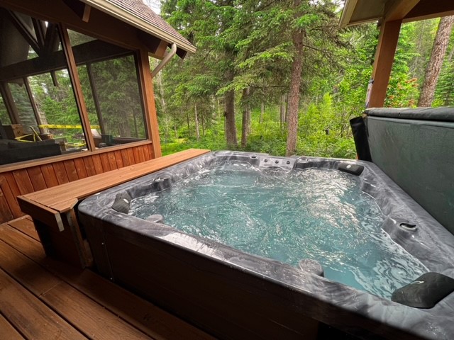 175 & 185 Sapphire Court