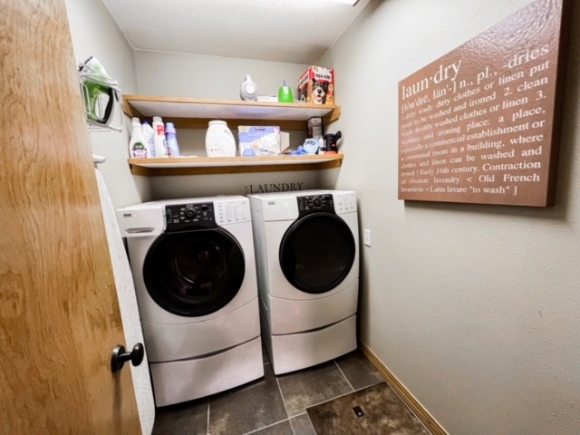 175 & 185 Sapphire Court