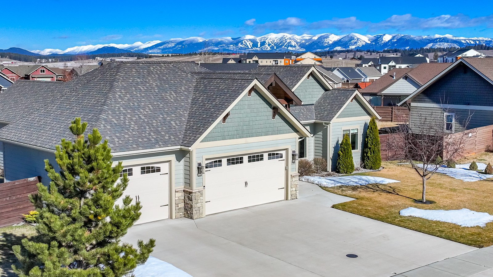 135 E Swift Creek Way