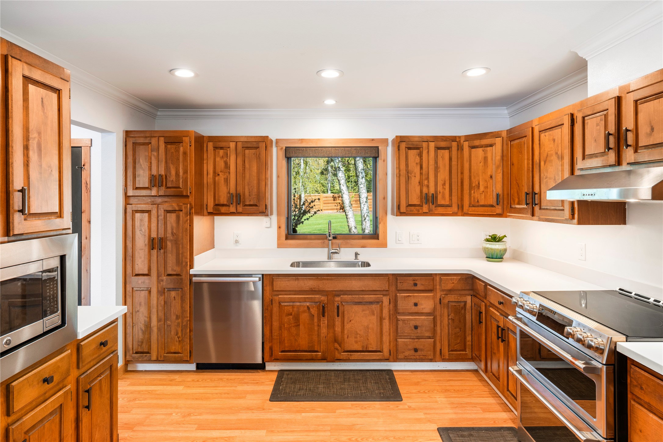 700 Wolf Creek Drive