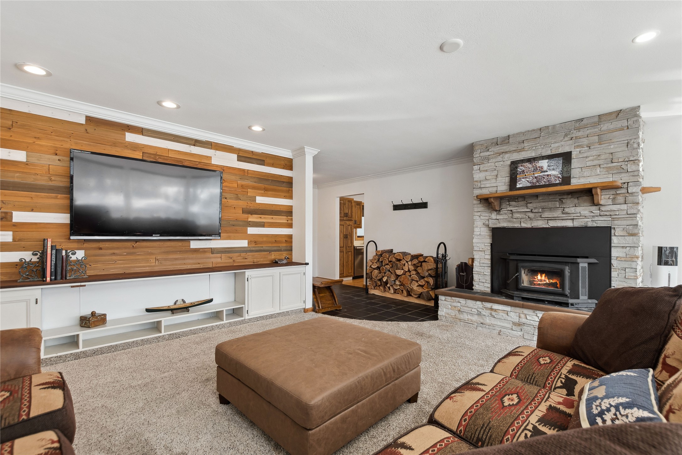 700 Wolf Creek Drive