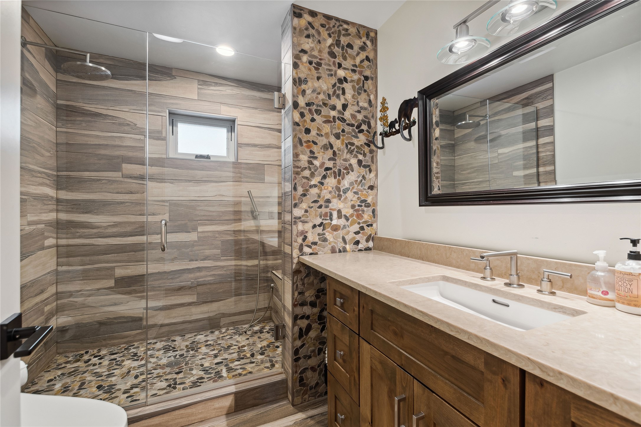 700 Wolf Creek Drive