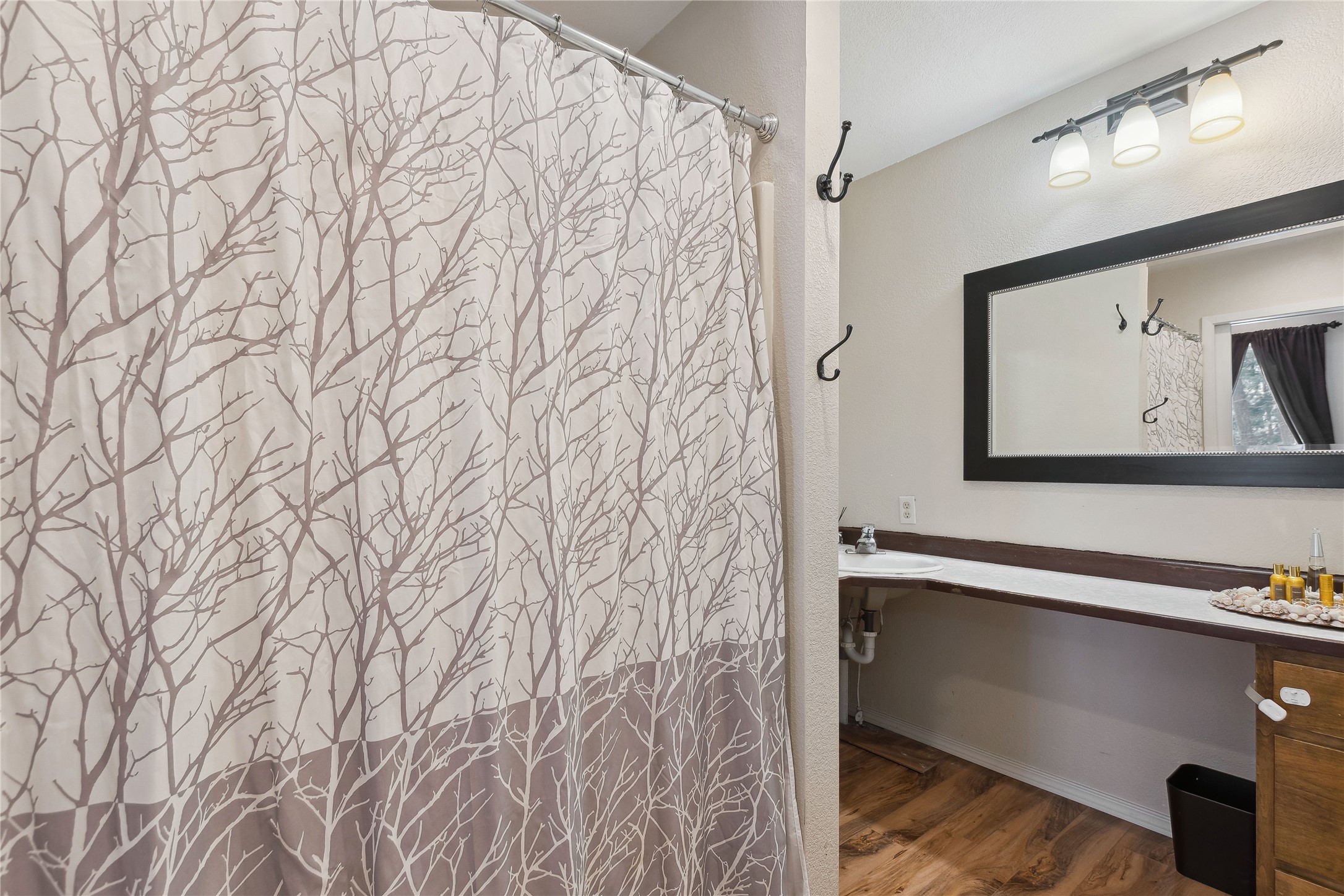 700 Wolf Creek Drive