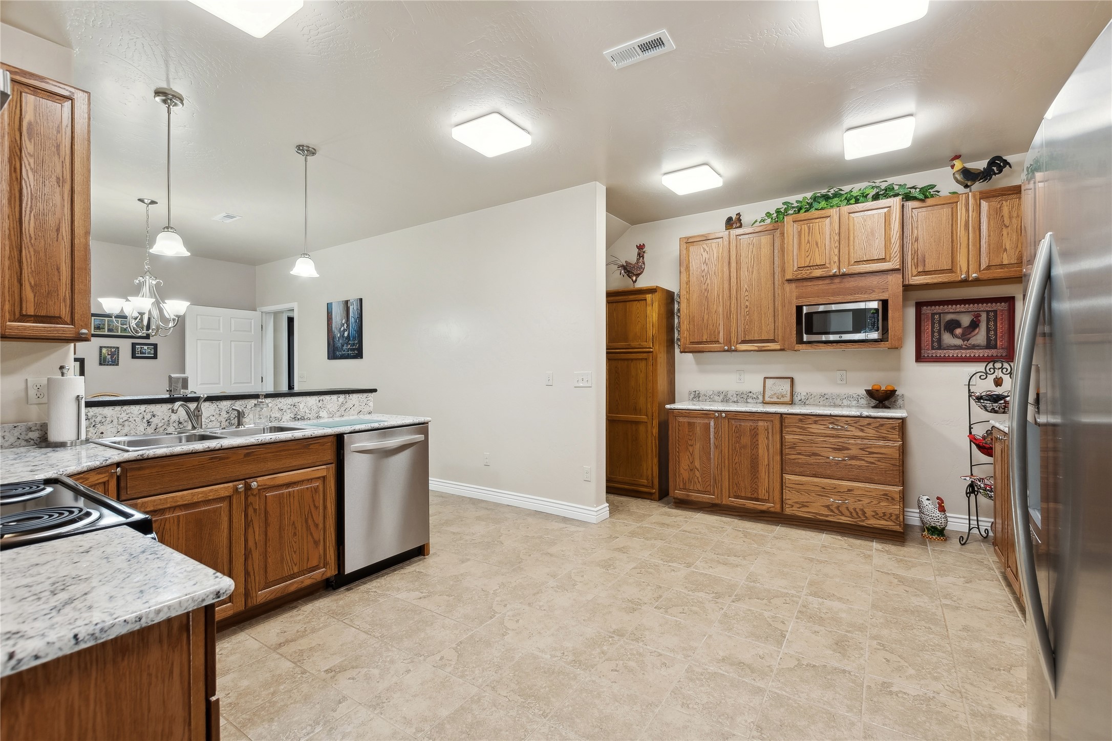 1530 Highway 206