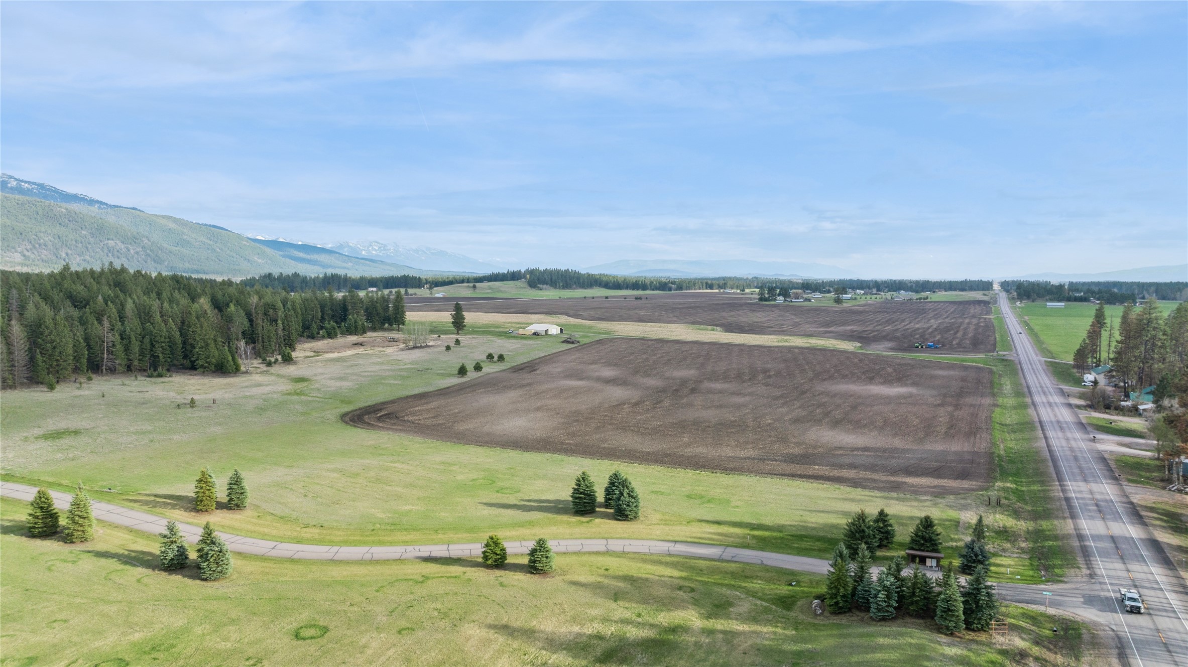 1530 Highway 206