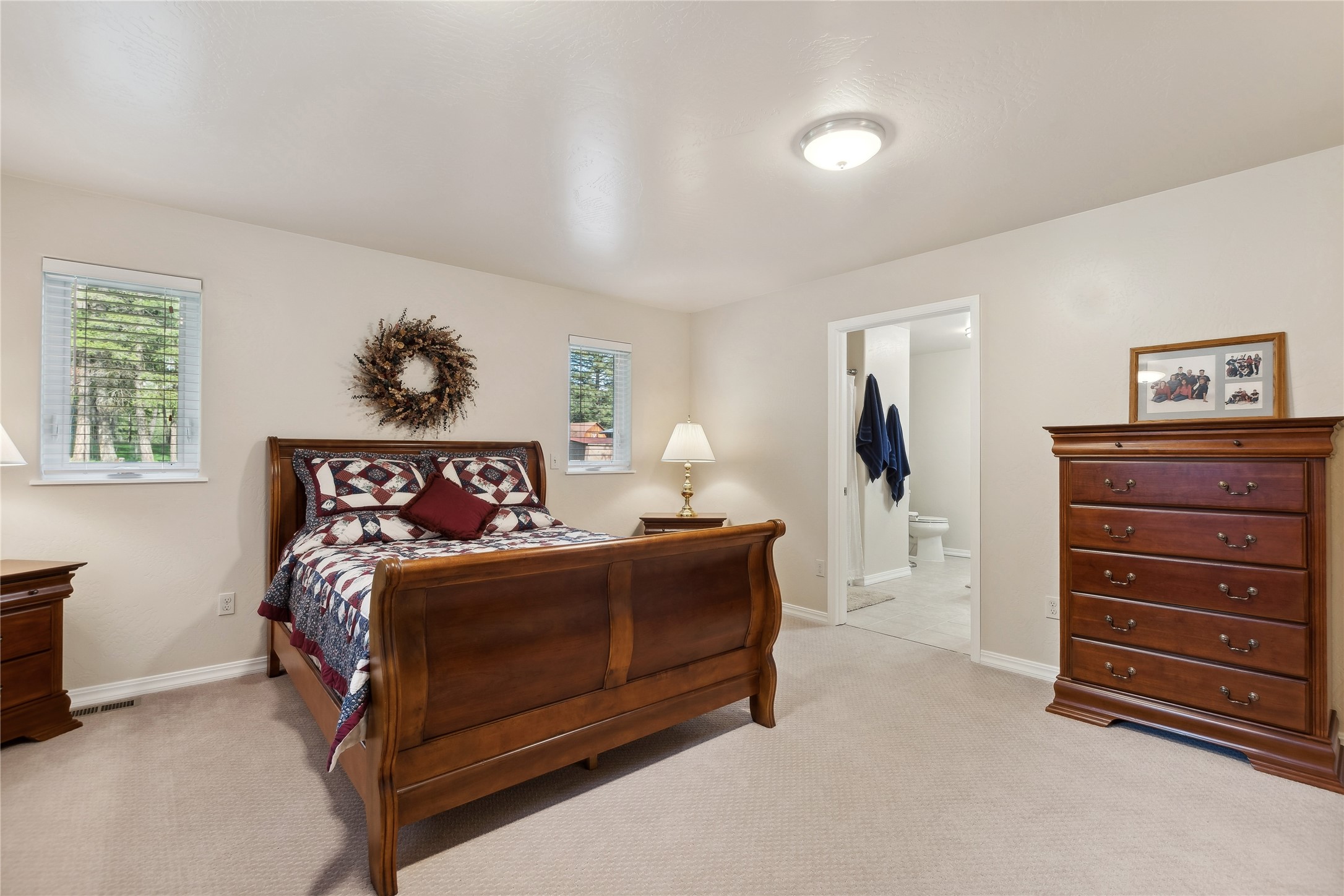 1530 Highway 206