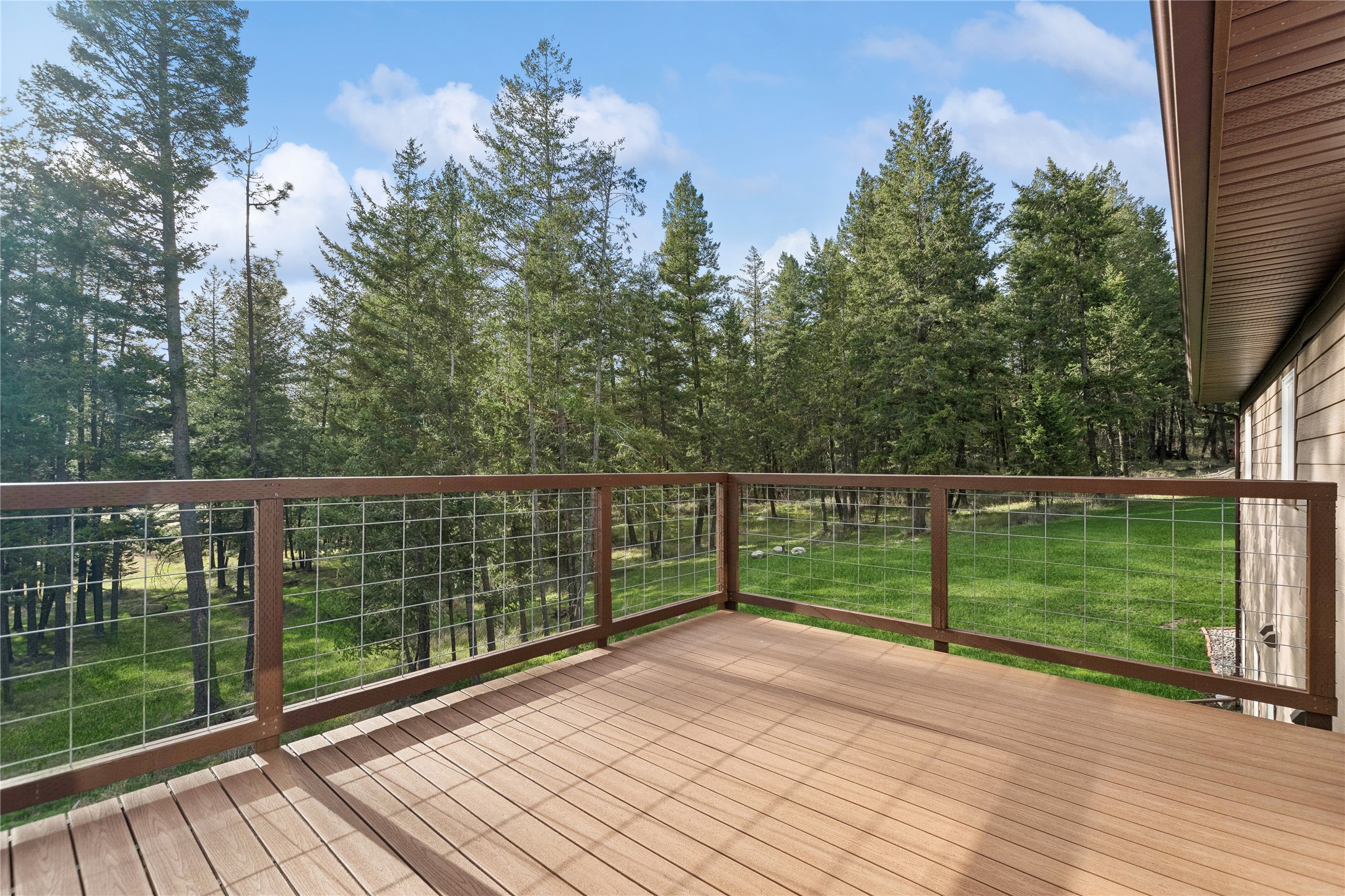 1530 Highway 206
