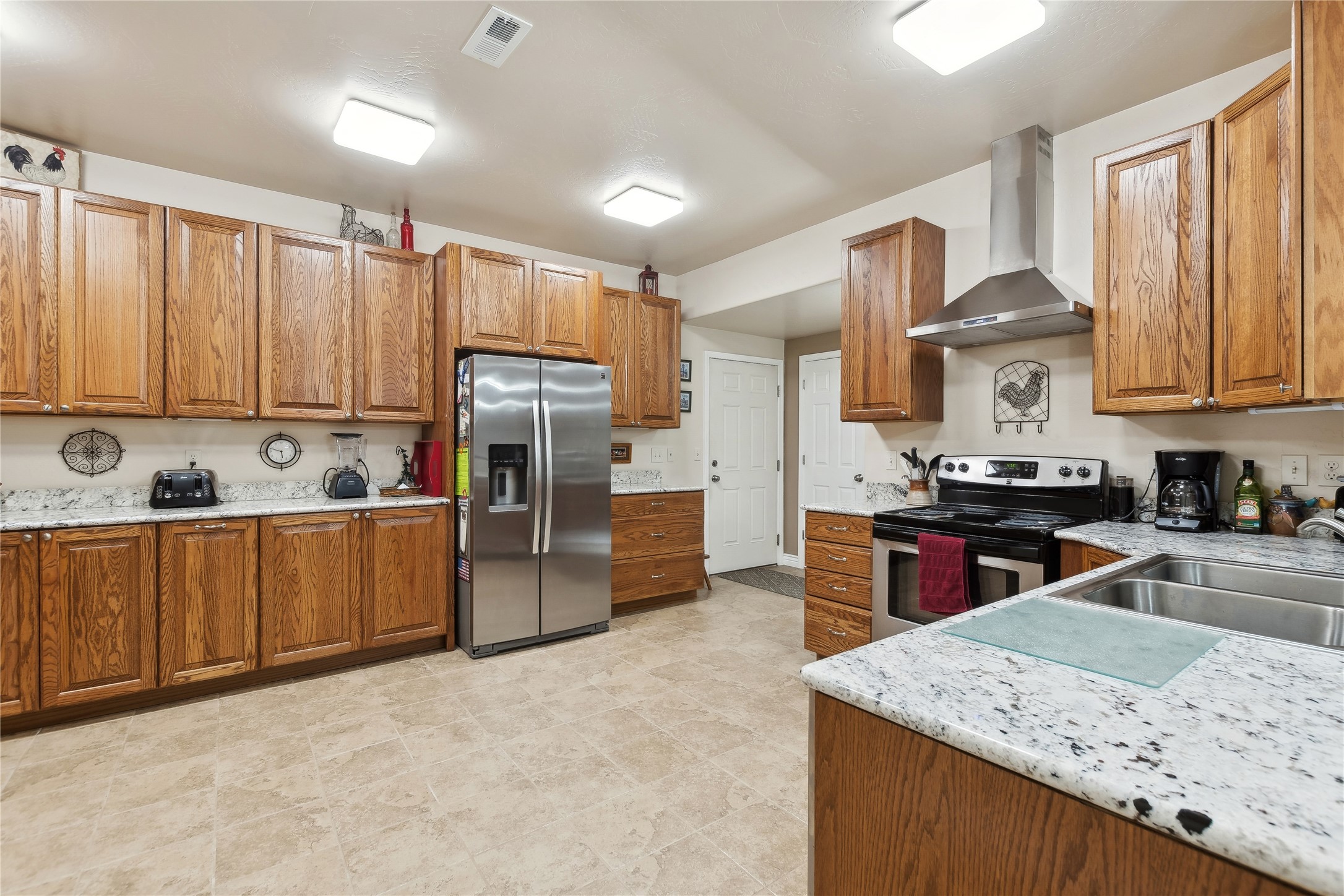 1530 Highway 206